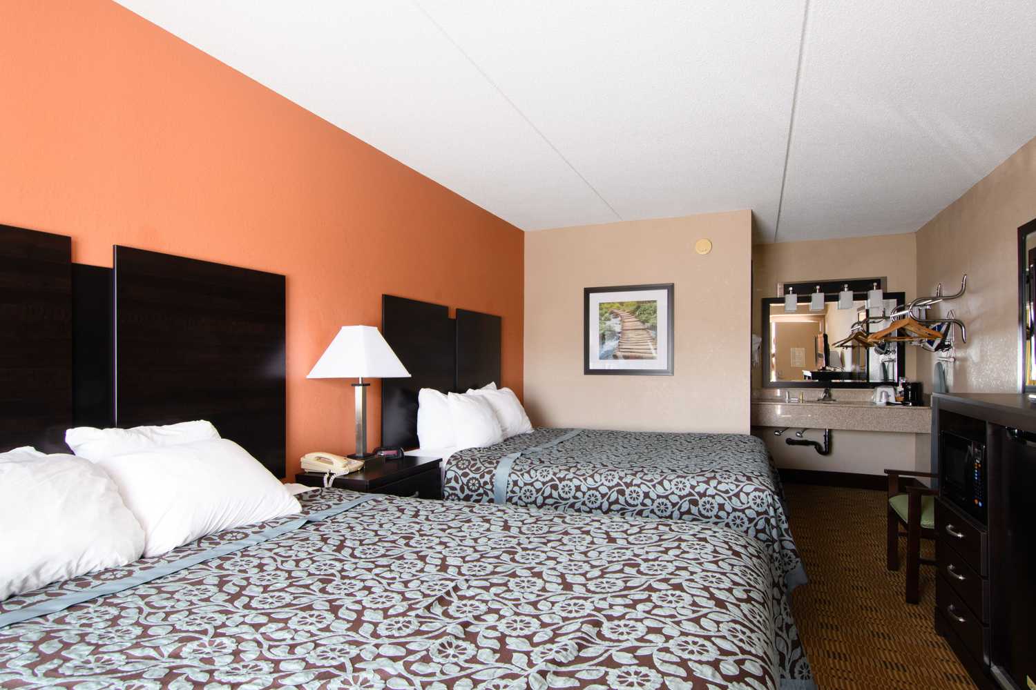 Gift card for Days Inn by Wyndham Pittsburgh-Harmarville Gift card for Days Inn by Wyndham Pittsburgh-Harmarville