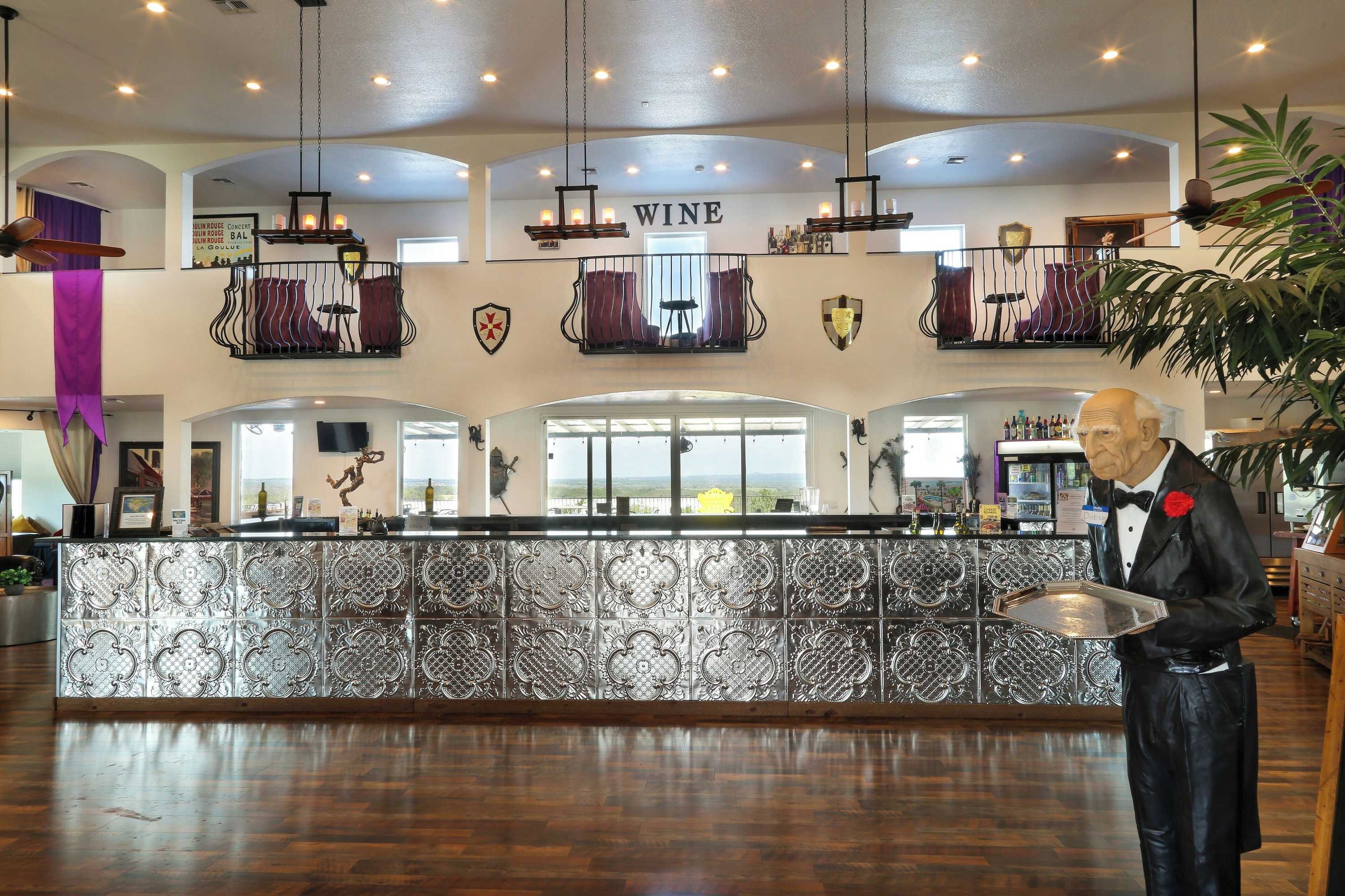 Gift card for The Bentley Hotel - Marilyn Monroe Room - Hill Country View