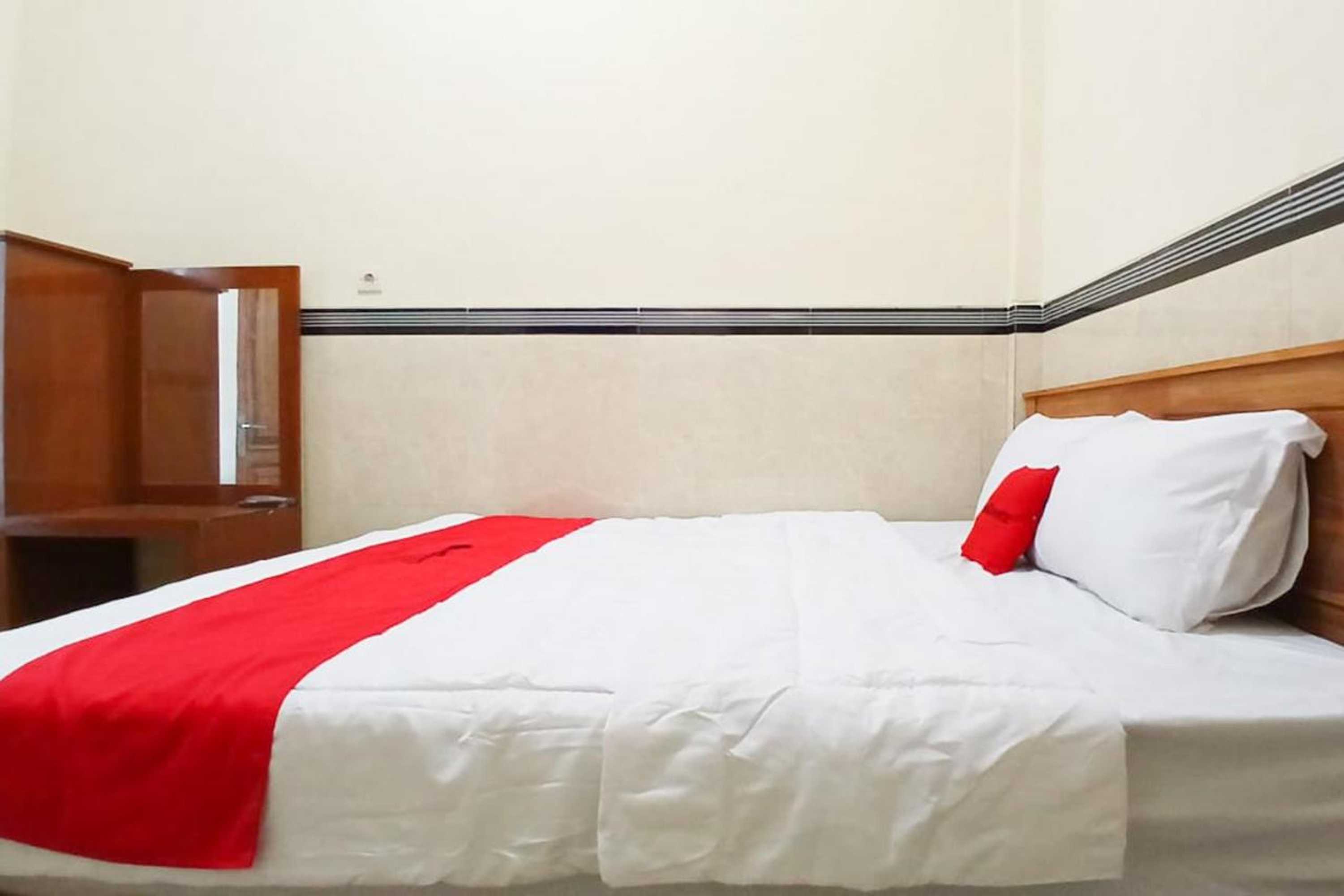 Gift card for Reddoorz at Dien Homestay Syariah Alun-Alun Pasuruan