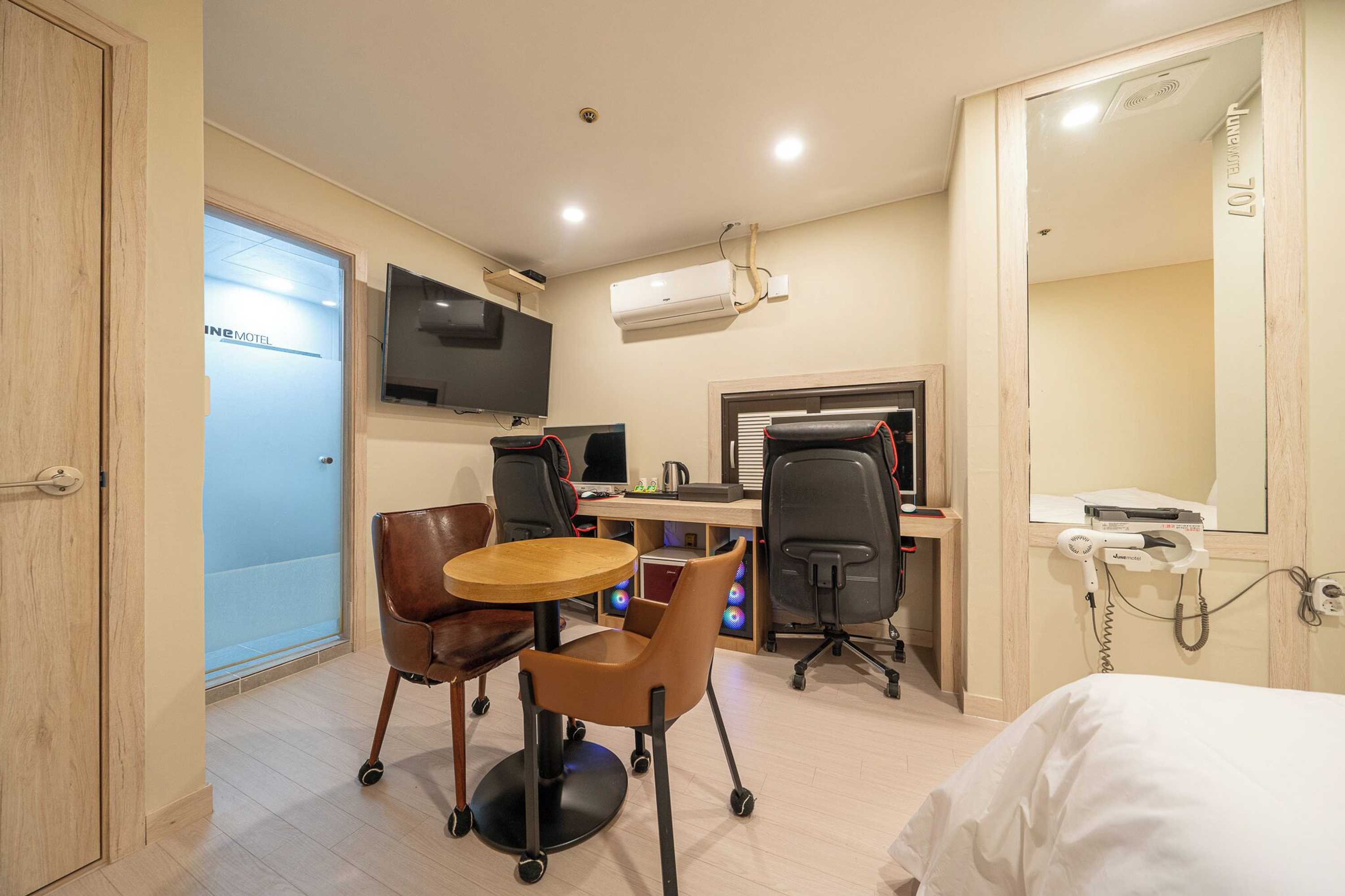 Gift card for Ilsan Hwajeong June