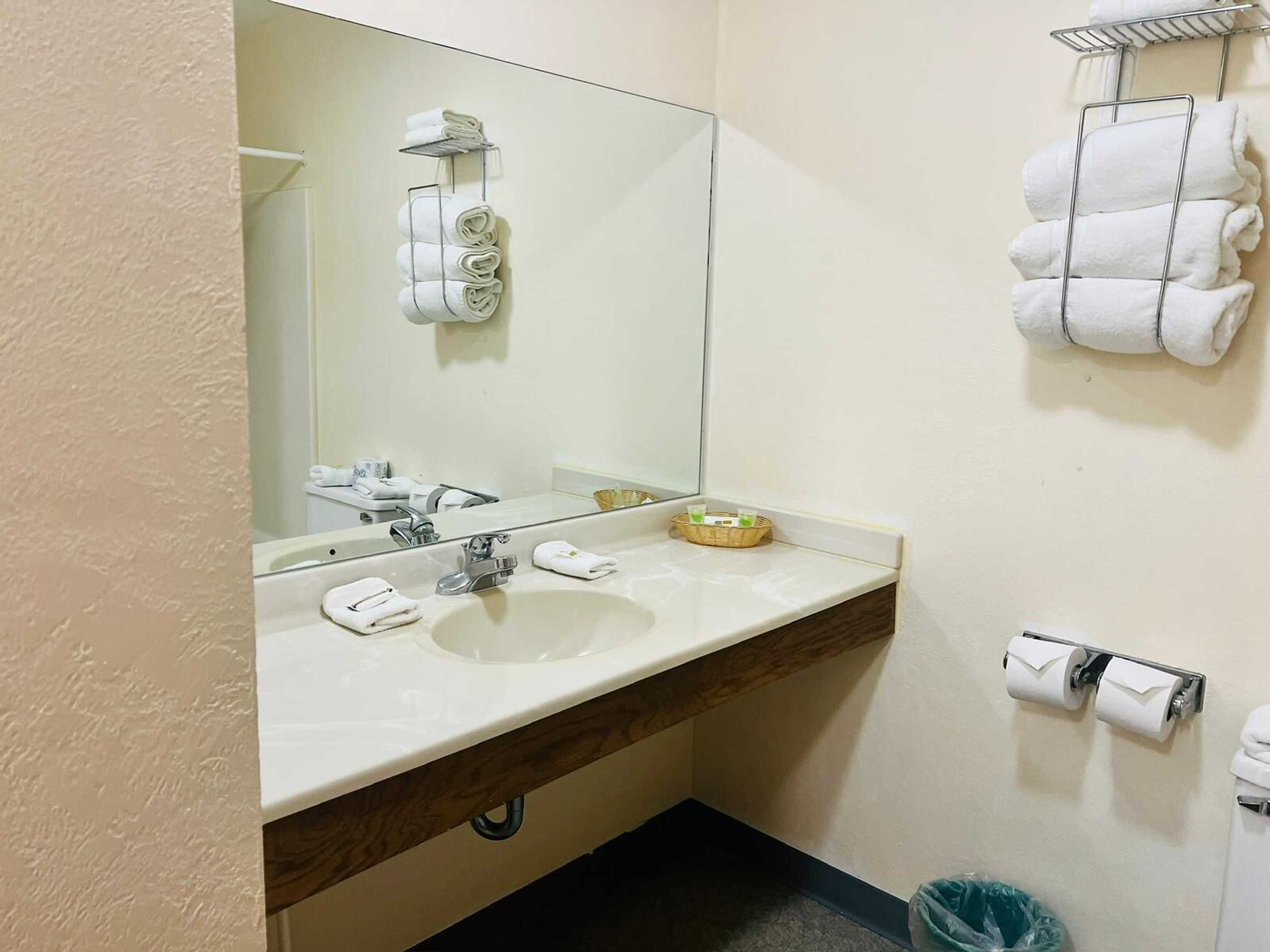 Gift card for Villa Inn Motel Near Hwy 12 WI Capital O