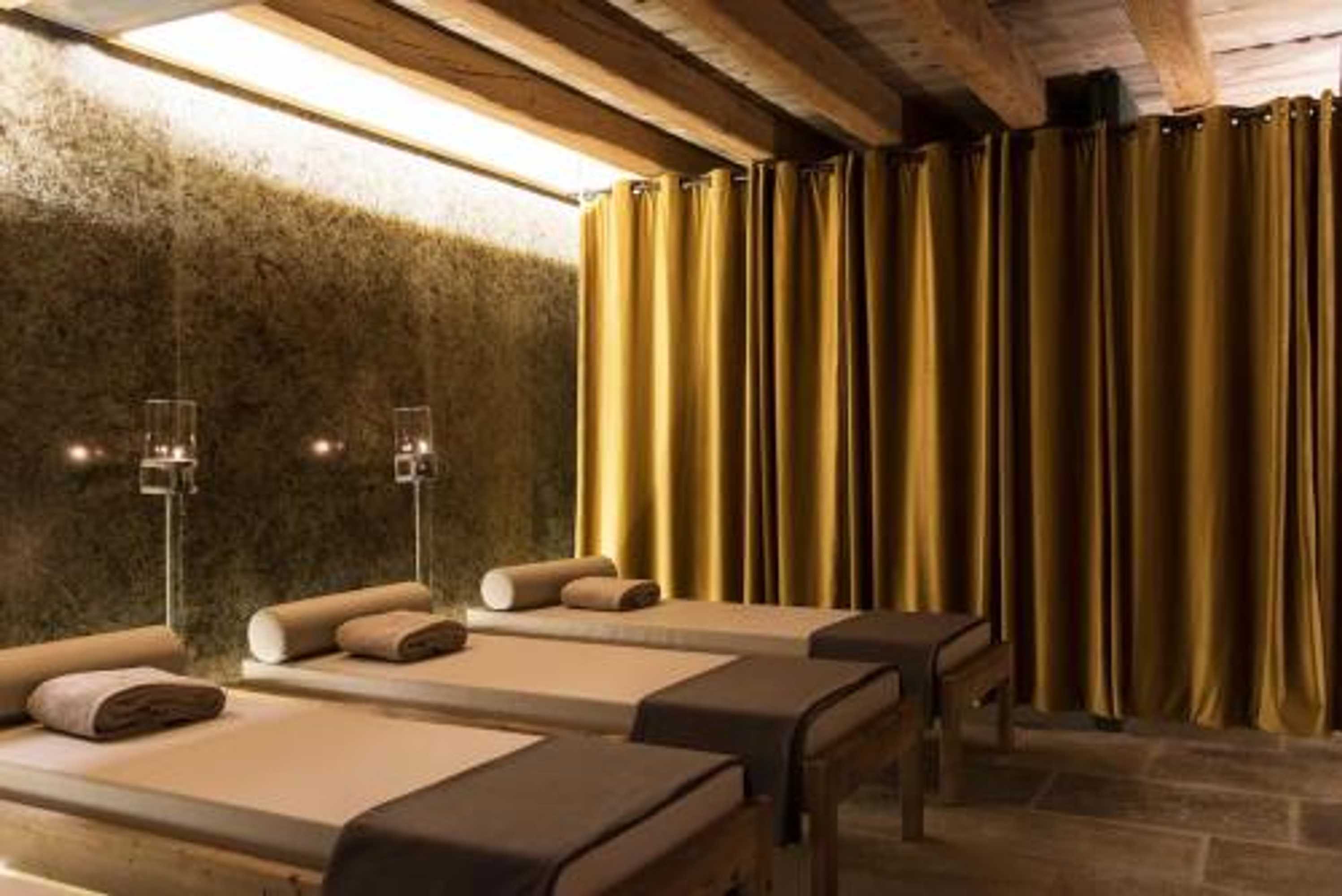 Gift card for Maso Zambo Resort - Adults Only -2 Rooms, Spa & Restaurant Sopra il Lago di Como Gift card for Maso Zambo Resort - Adults Only -2 Rooms, Spa & Restaurant Sopra il Lago di Como