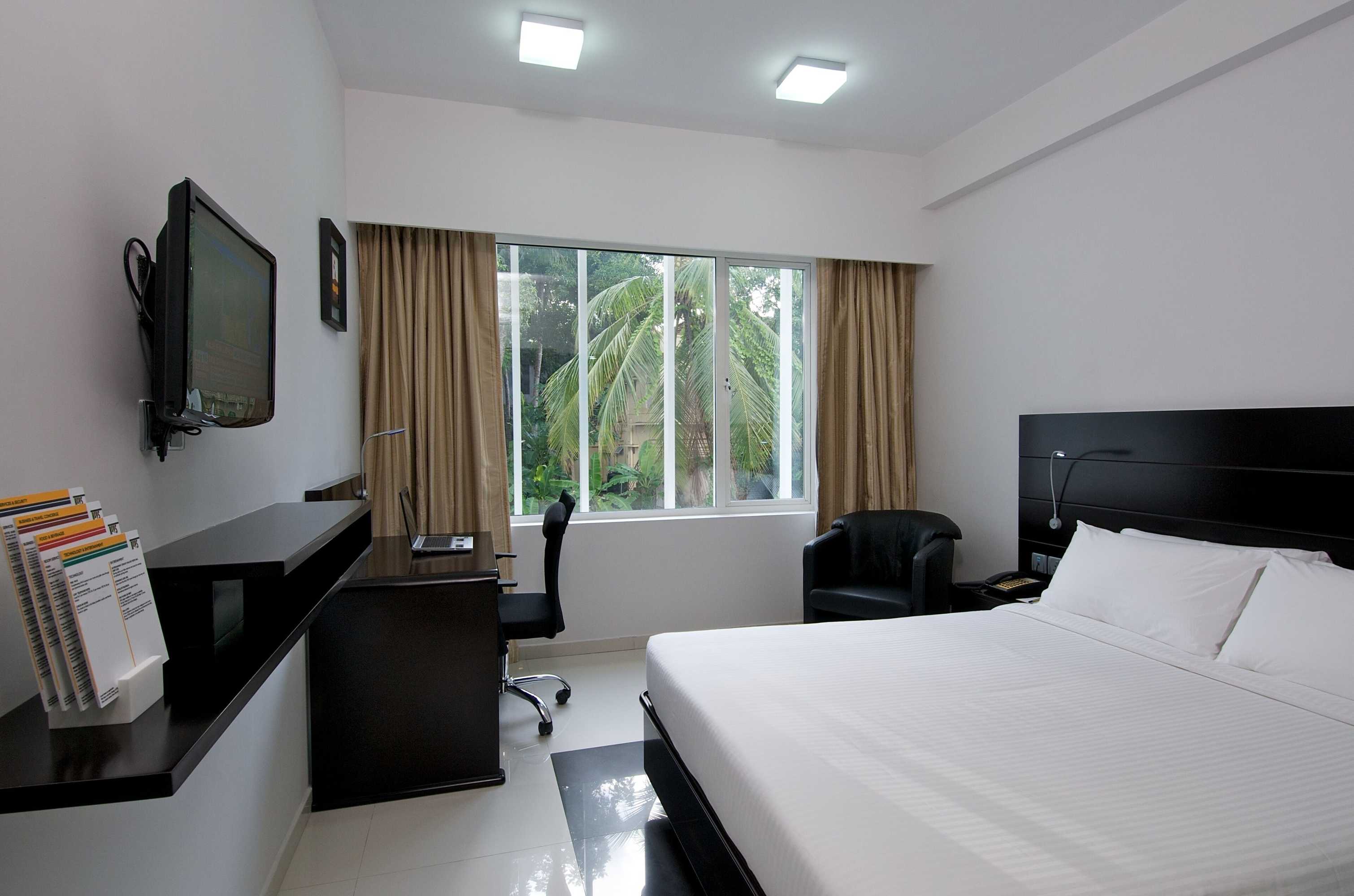 Gift card for Keys Select by Lemon Tree Hotels, Thiruvananthapuram Gift card for Keys Select by Lemon Tree Hotels, Thiruvananthapuram