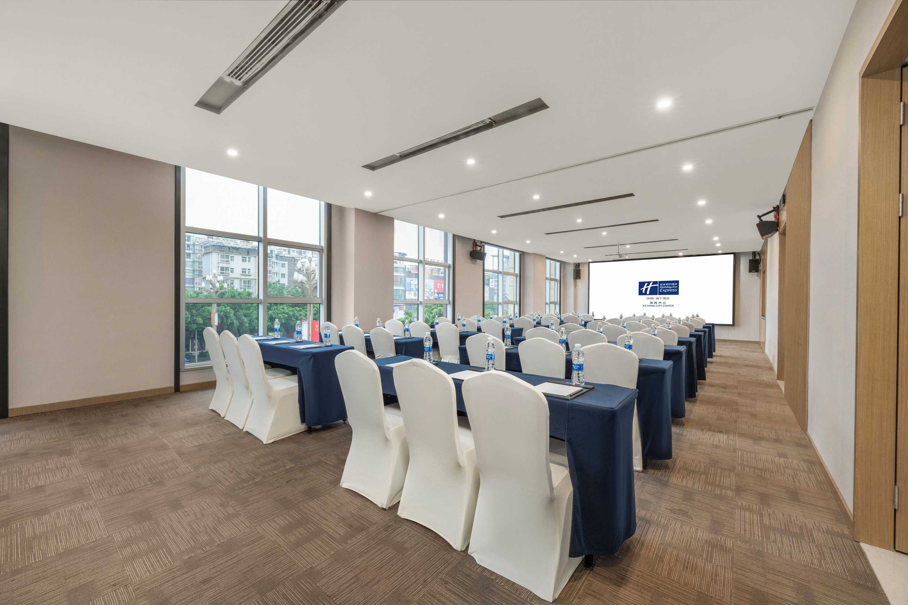 Gift card for Holiday Inn Express Xichang City Center by Ihg Gift card for Holiday Inn Express Xichang City Center by Ihg
