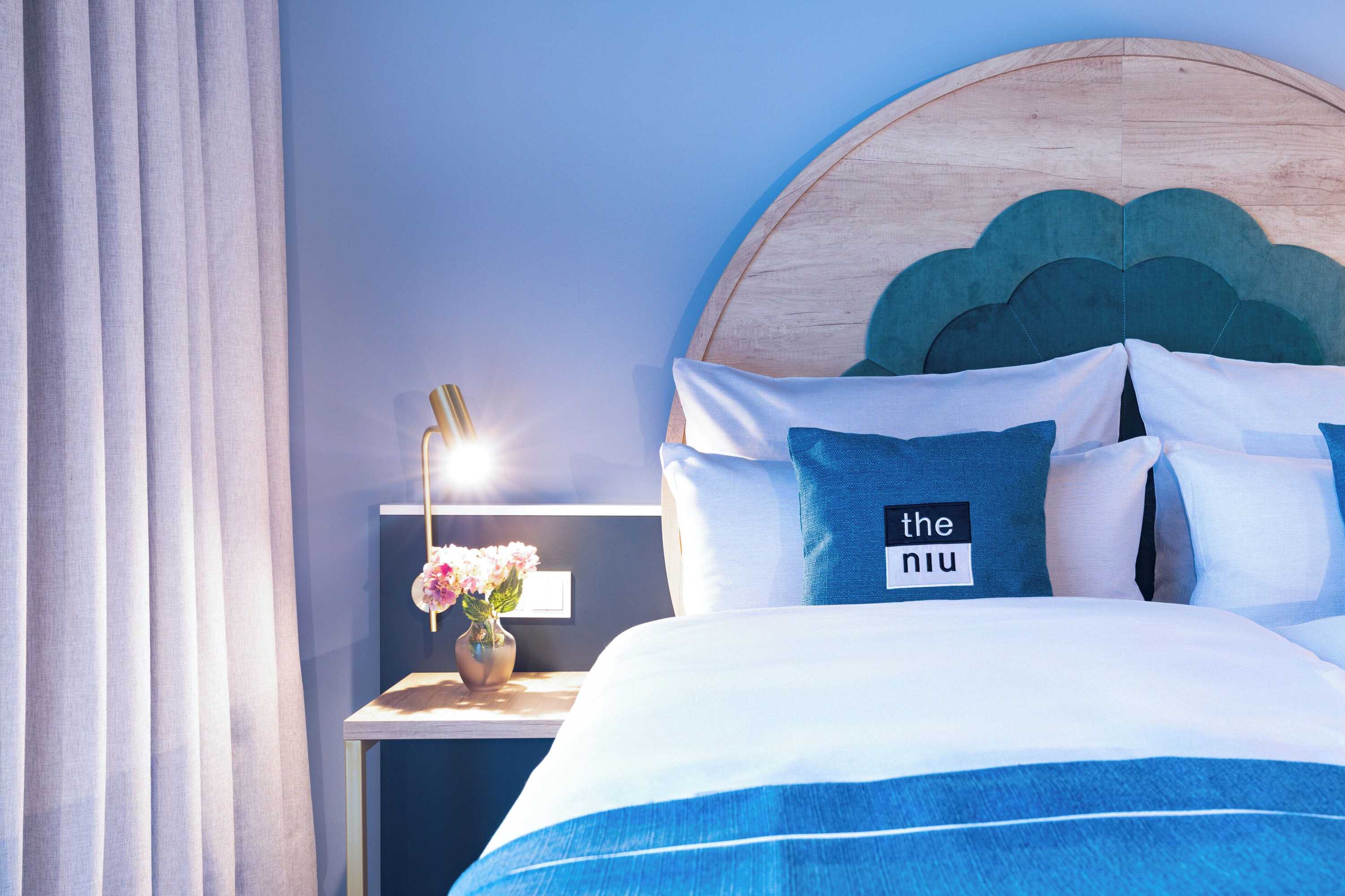 Gift card for Holiday Inn - The Niu, Flower Konstanz by Ihg Gift card for Holiday Inn - The Niu, Flower Konstanz by Ihg