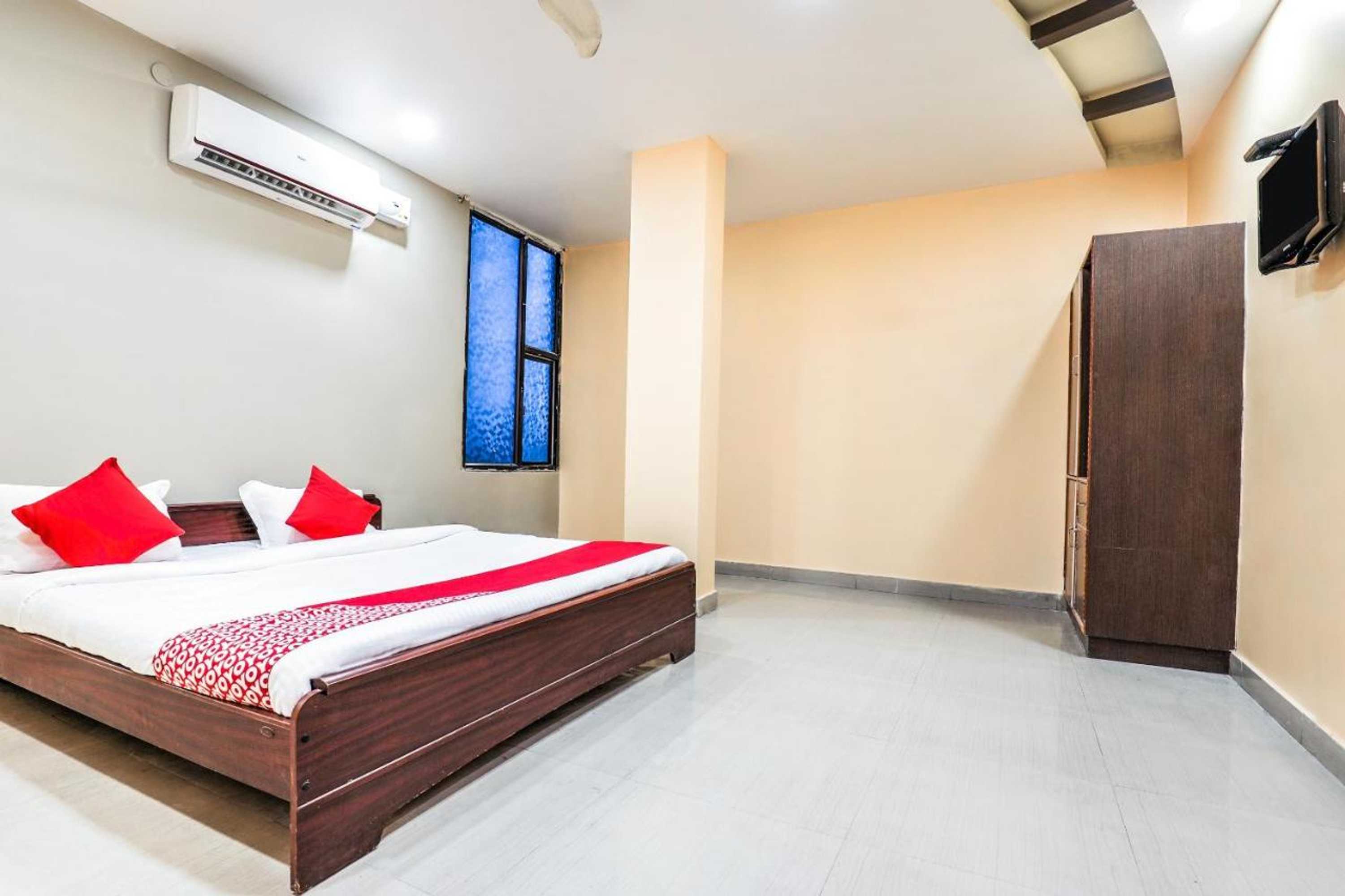 Gift card for Super Oyo Hotel O Sathya Inn Gift card for Super Oyo Hotel O Sathya Inn
