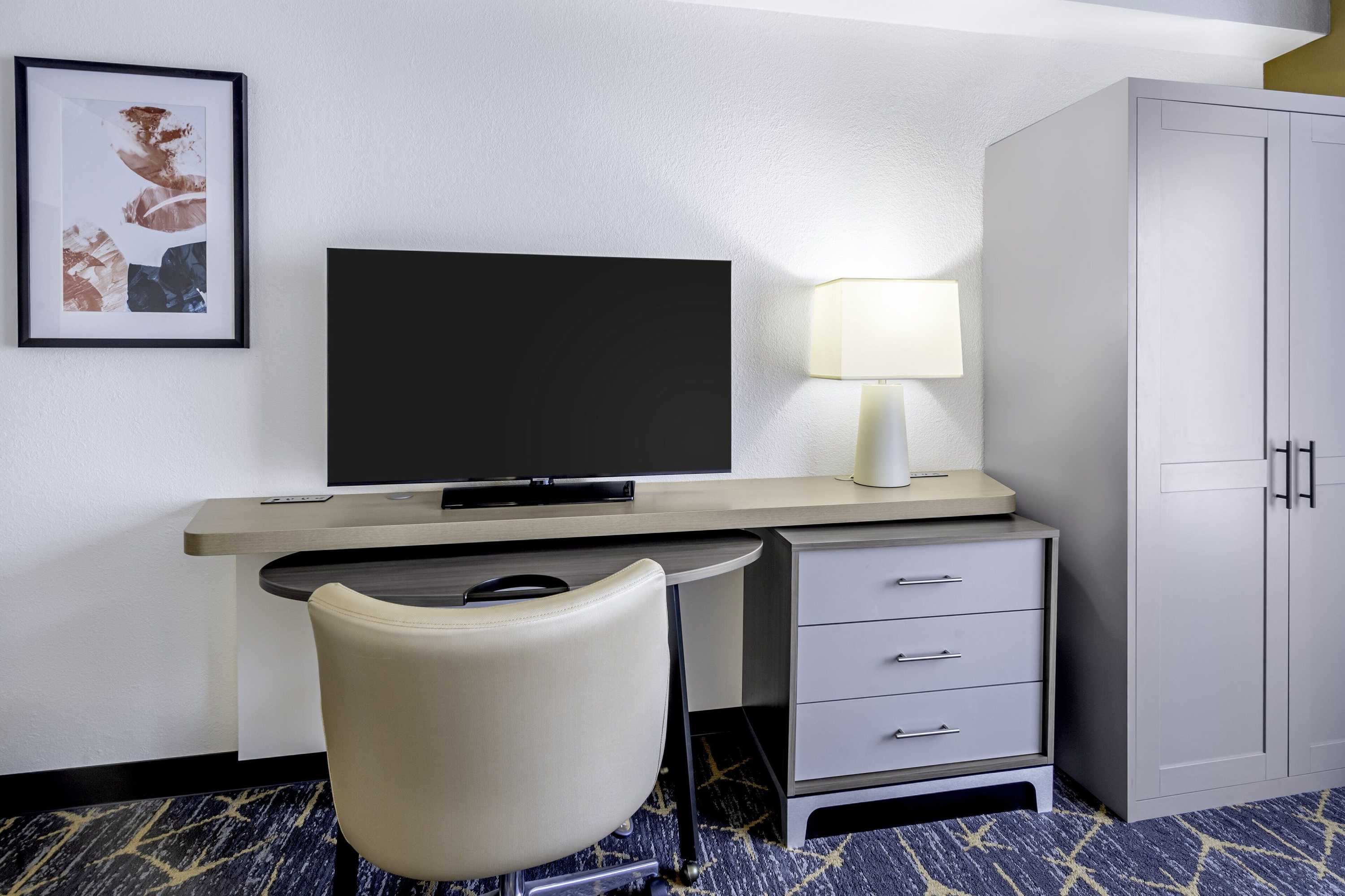 Gift card for Holiday Inn & Suites Wausau-Rothschild by Ihg Gift card for Holiday Inn & Suites Wausau-Rothschild by Ihg
