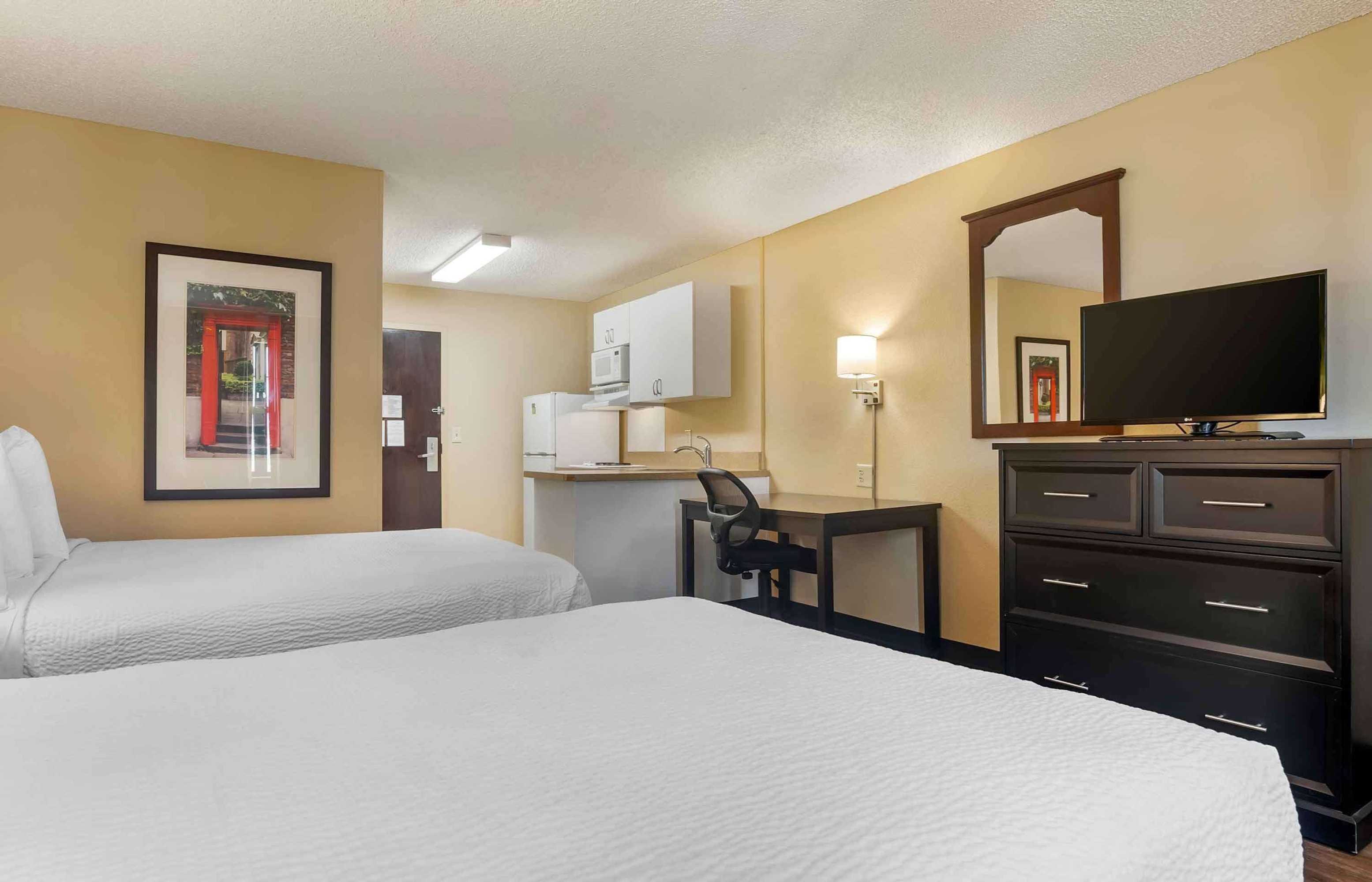 Gift card for Extended Stay America Suites Palm Springs Airport Gift card for Extended Stay America Suites Palm Springs Airport