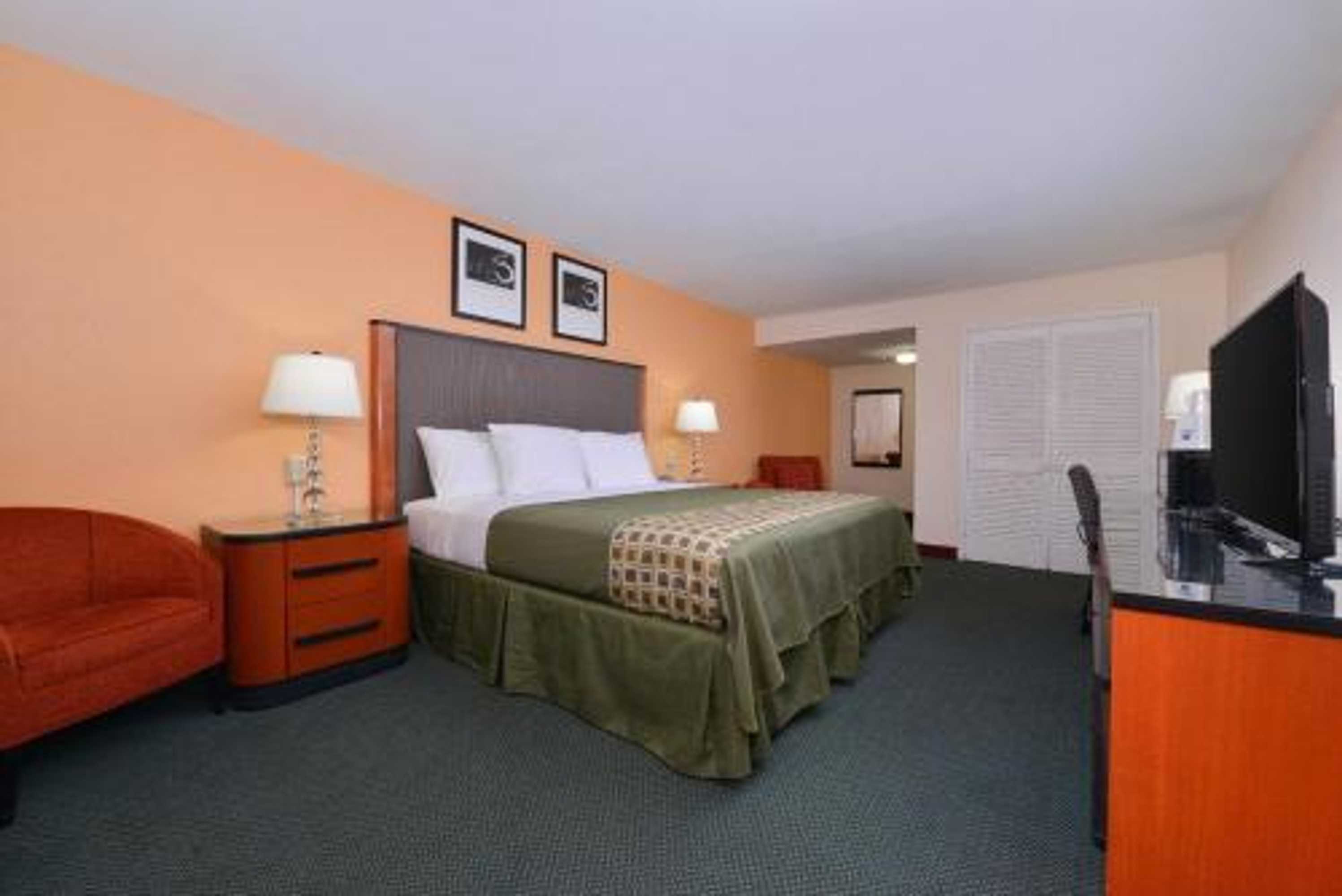 Gift card for Media Inn & Suites Gift card for Media Inn & Suites