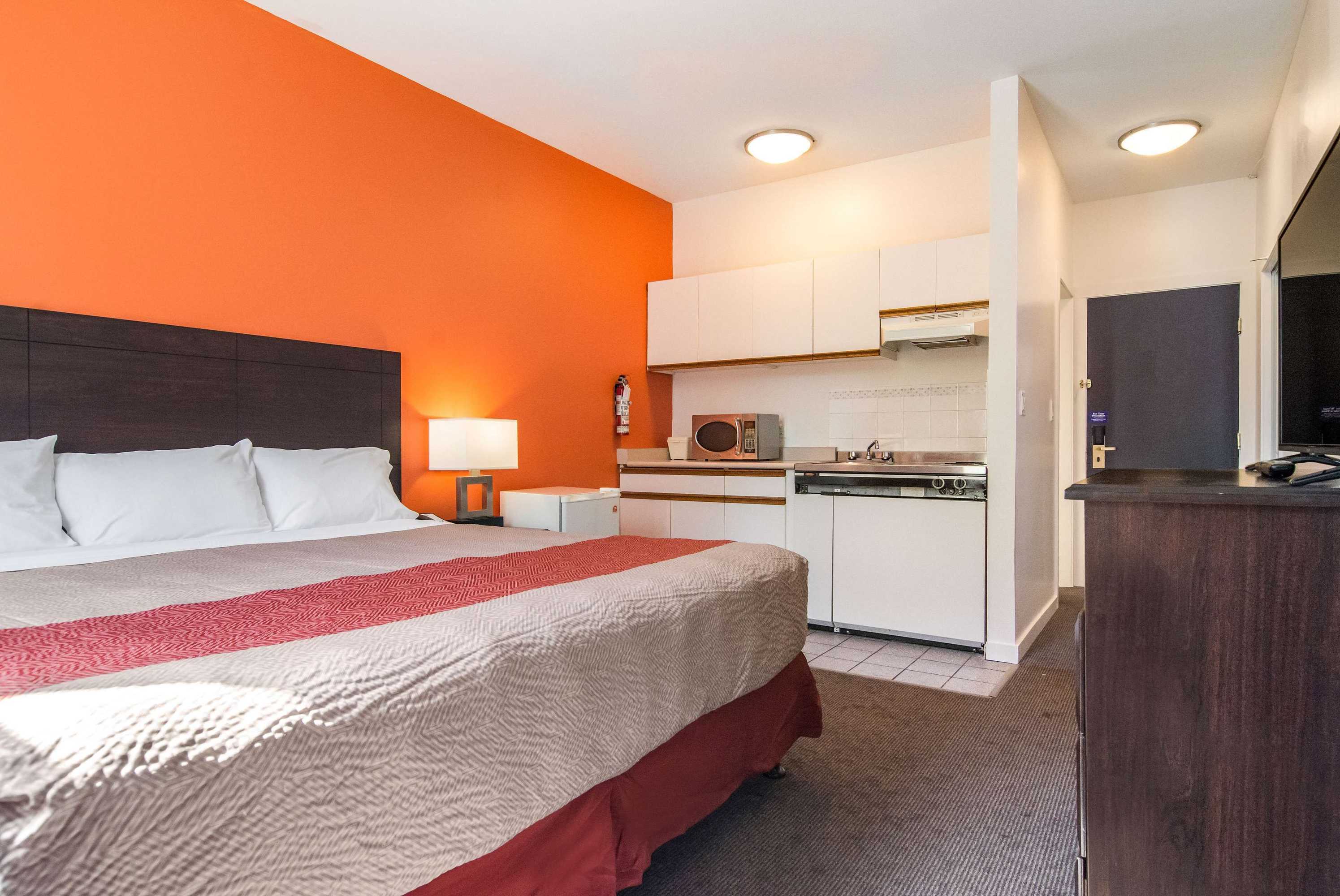 Gift card for Motel 6 Surrey, BC Gift card for Motel 6 Surrey, BC