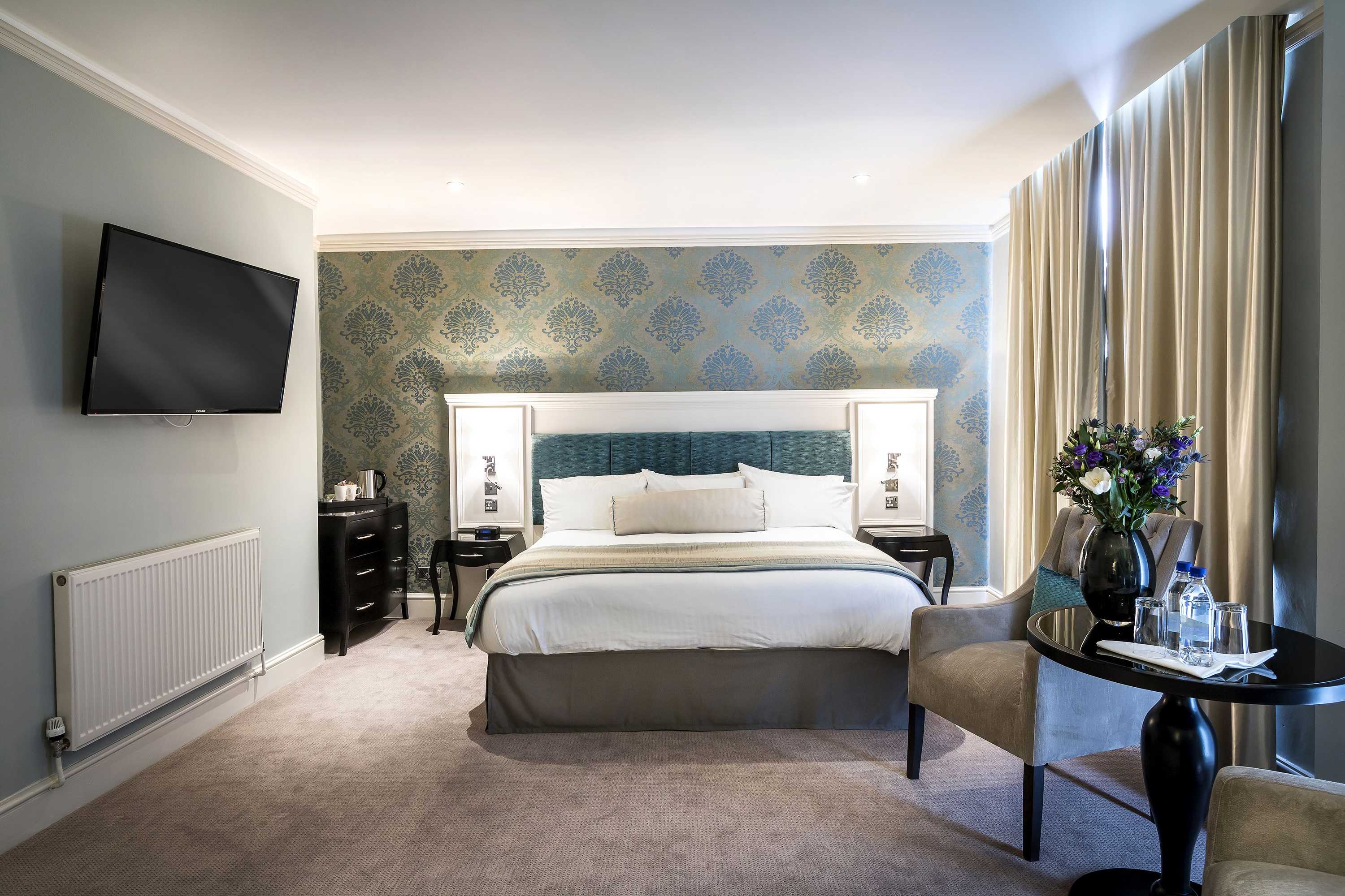 Gift card for The Swan Hotel, Wells, Somerset Gift card for The Swan Hotel, Wells, Somerset