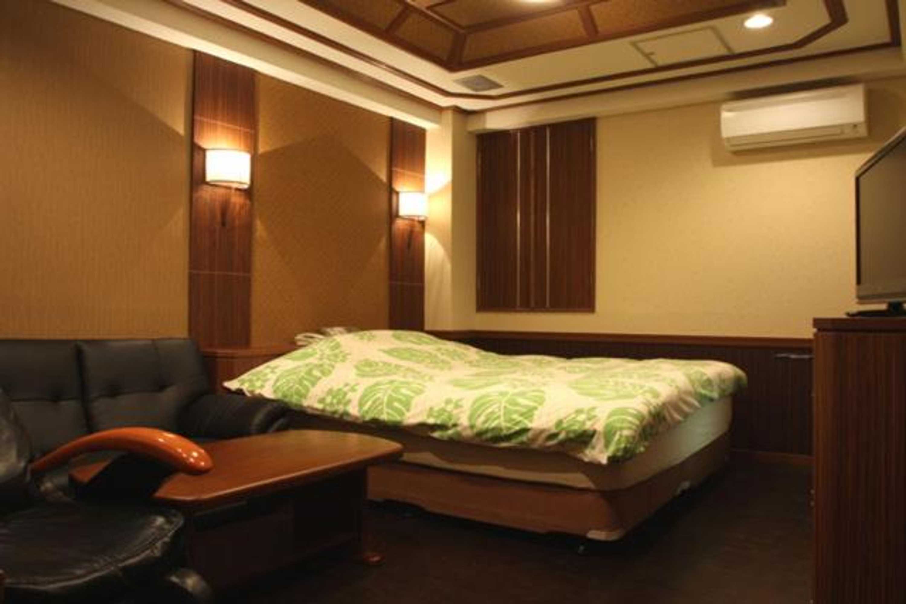 Gift card for Hotel Golf Atsugi (adult Only)