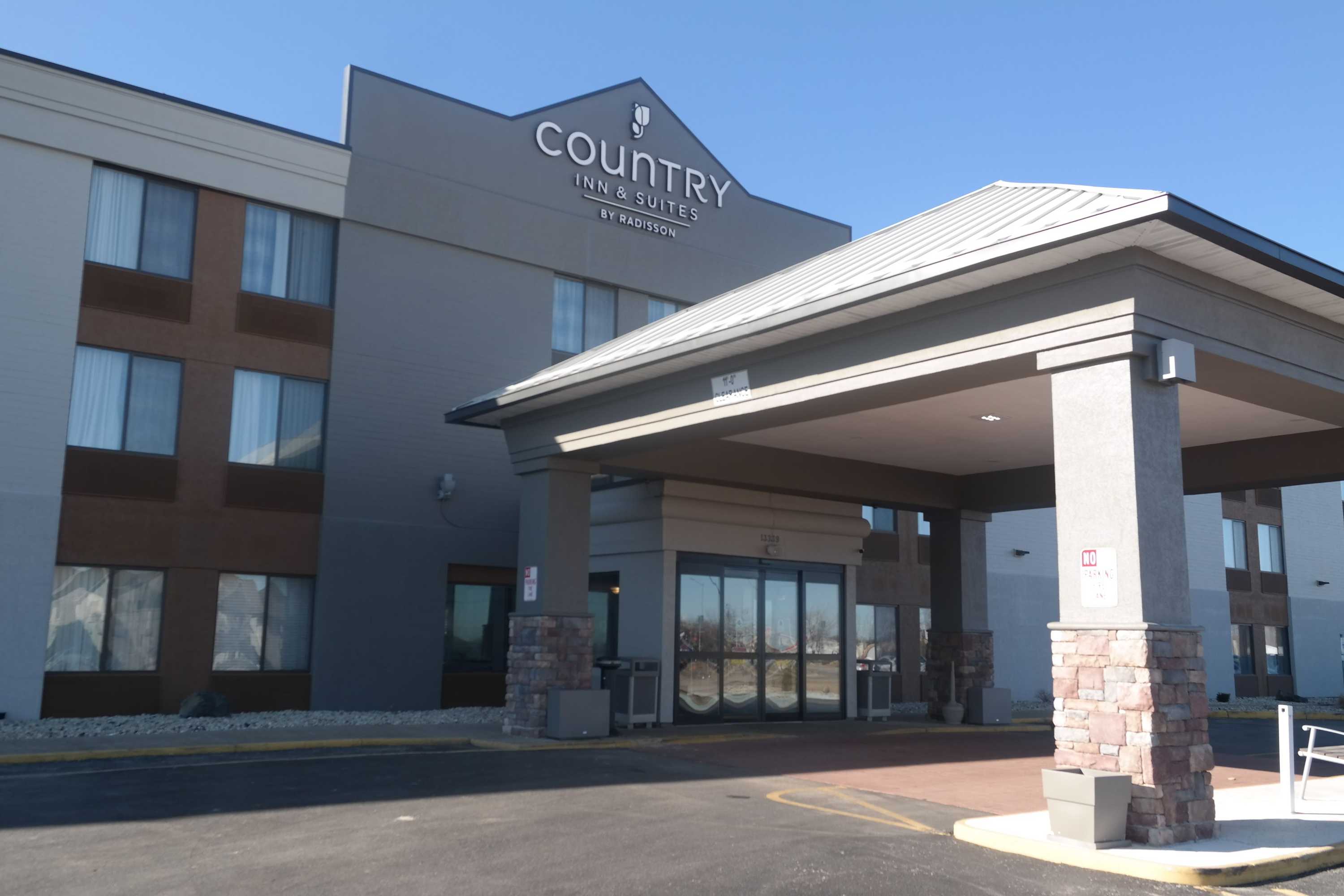 Gift card for Country Inn & Suites by Radisson, Mt Pleasant-Racine West, WI Gift card for Country Inn & Suites by Radisson, Mt Pleasant-Racine West, WI