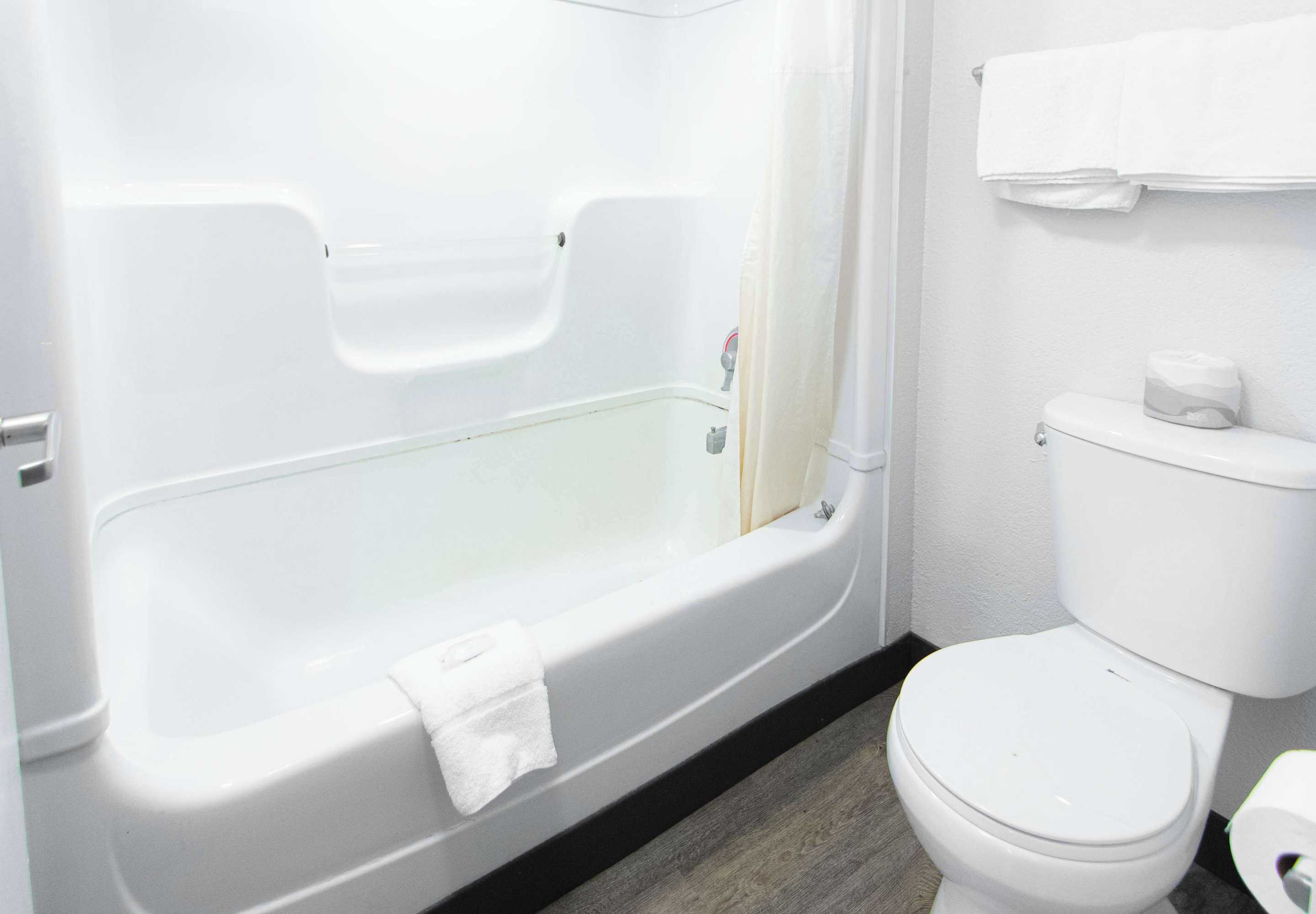 Gift card for Motel 6-Lantana West Palm Beach, FL Gift card for Motel 6-Lantana West Palm Beach, FL