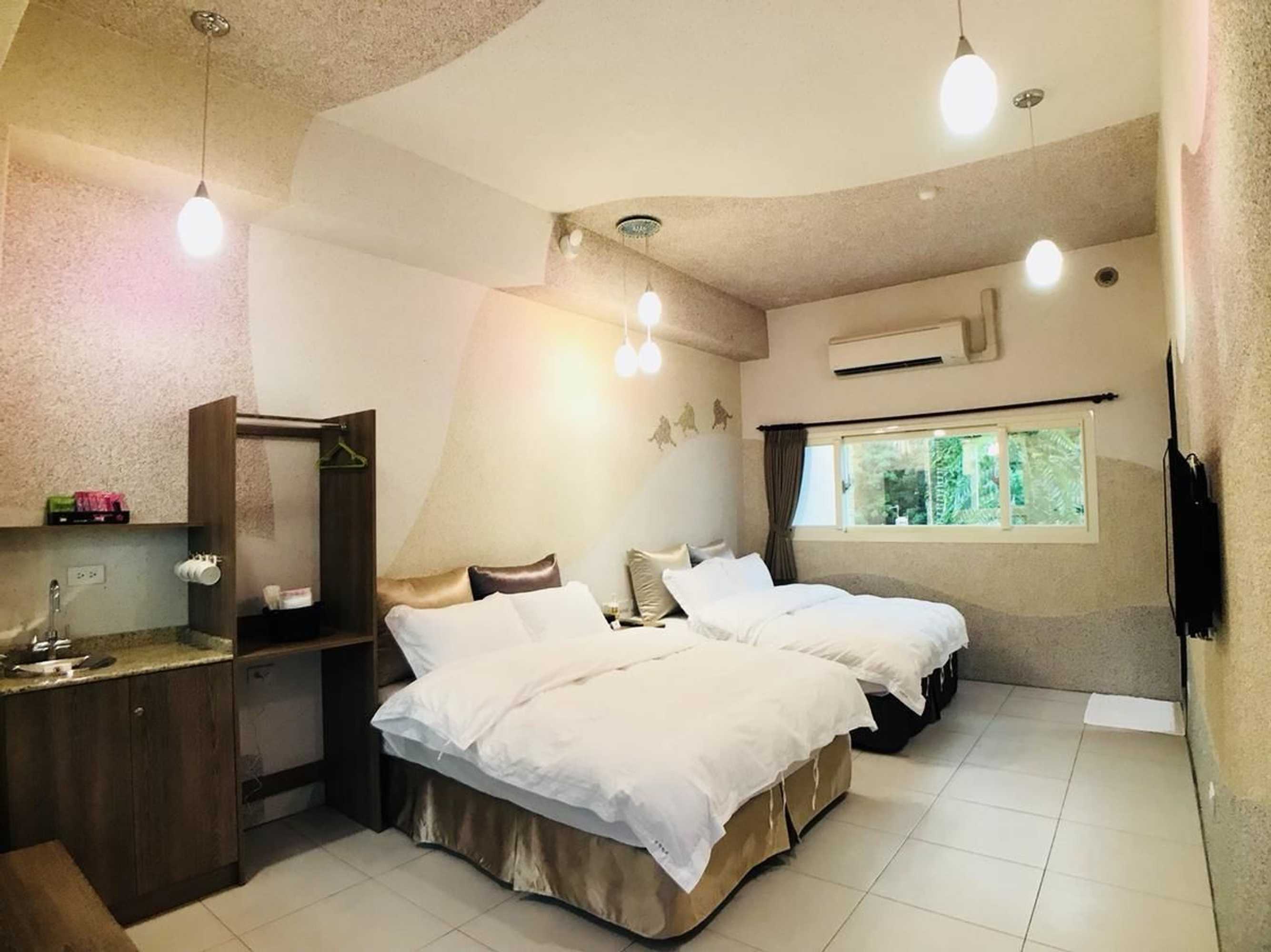 Gift card for Xitou Bi Xue Shan Lin Homestay Gift card for Xitou Bi Xue Shan Lin Homestay