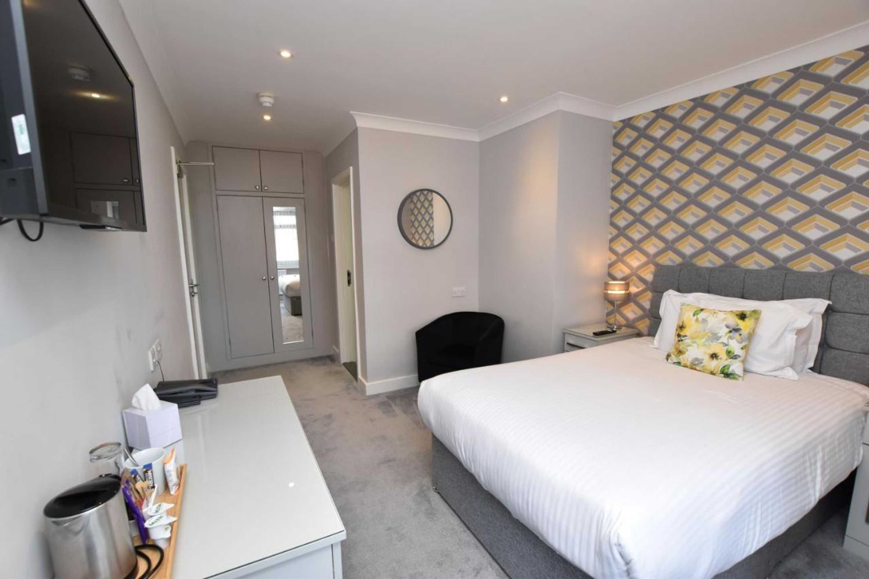 Gift card for Kingsway Hotel.