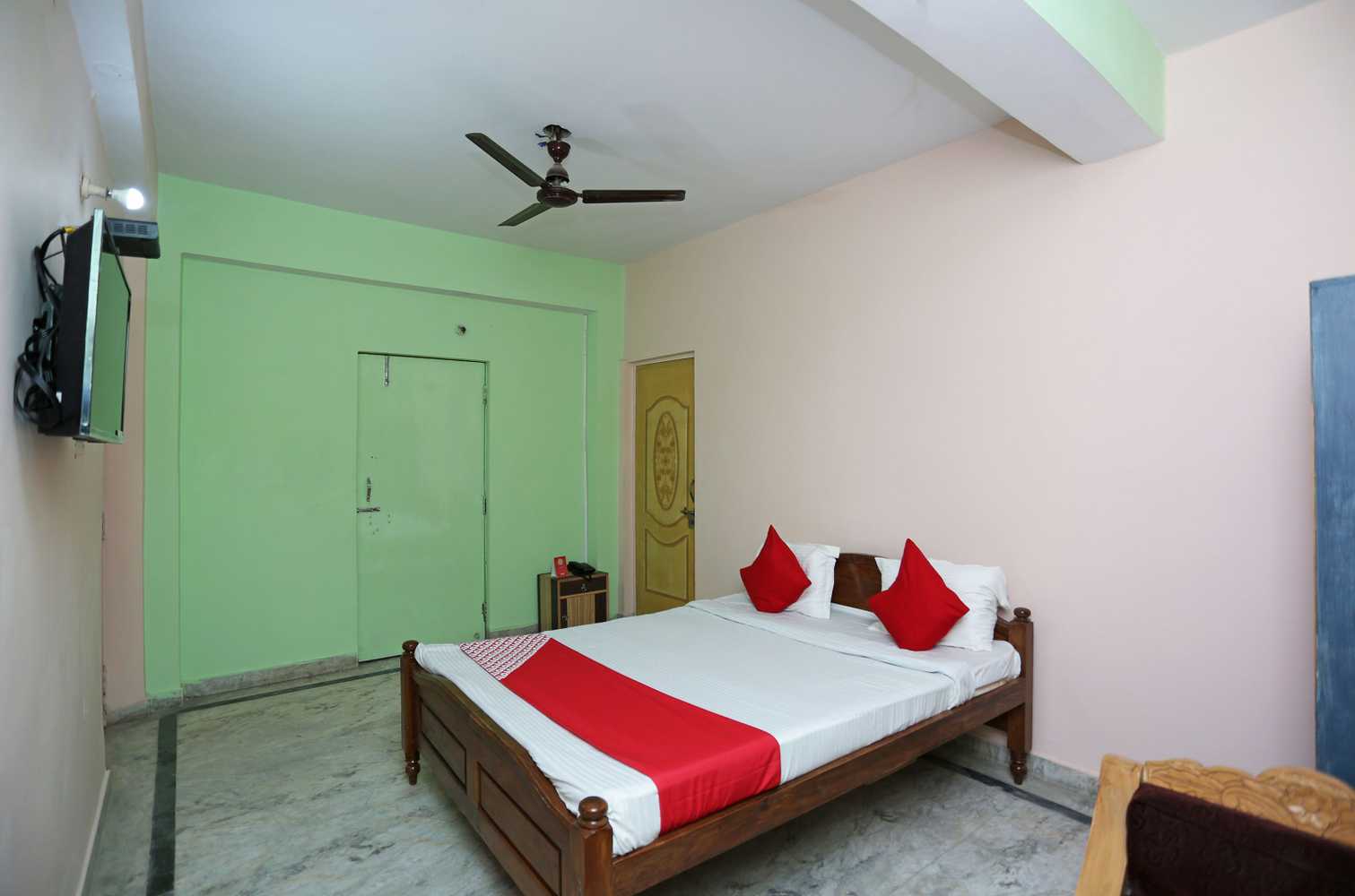 Gift card for Oyo Flagship Hotel New Urvashi