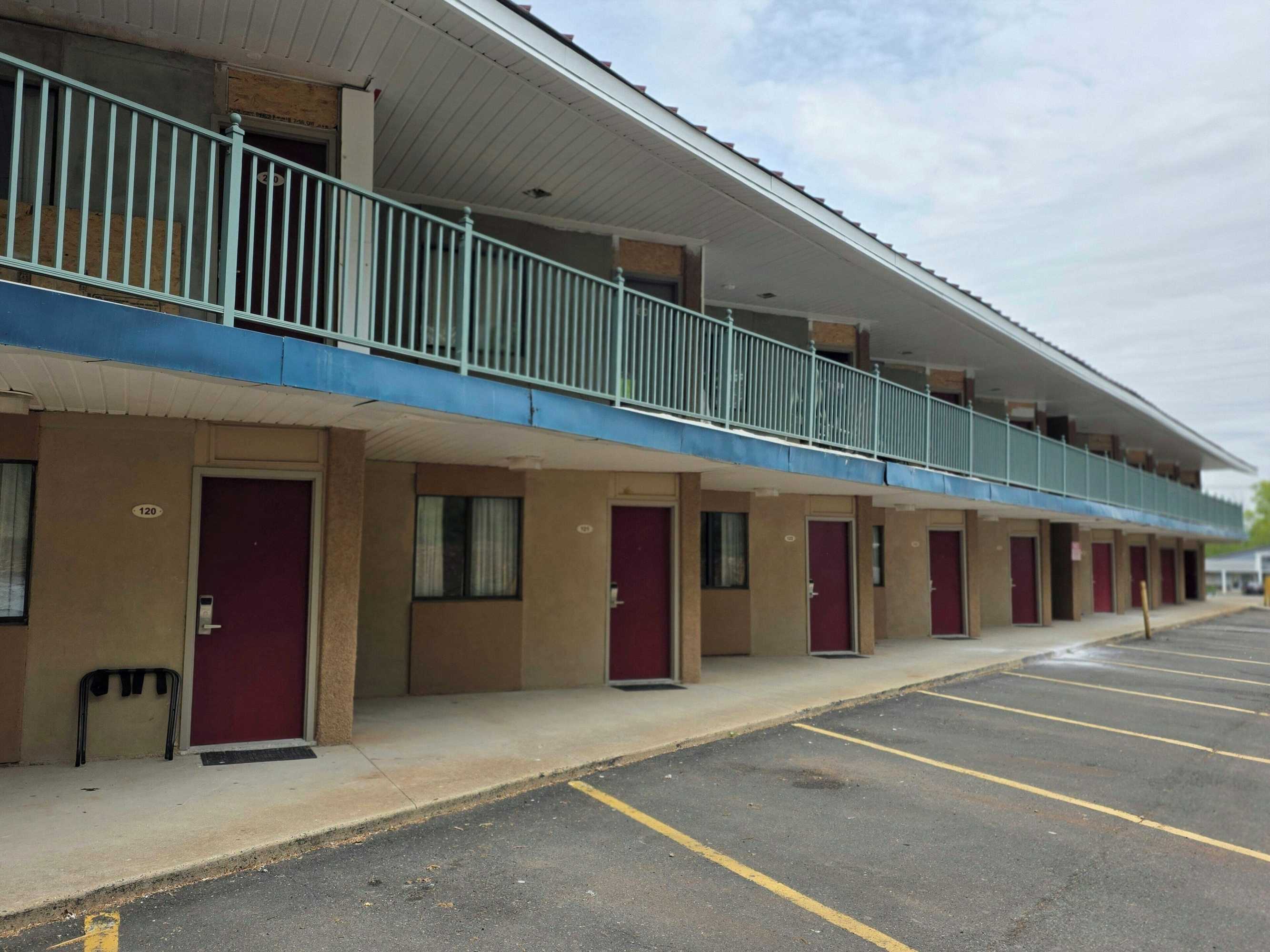 Gift card for Red Roof Inn Green Brook Somerset Gift card for Red Roof Inn Green Brook Somerset