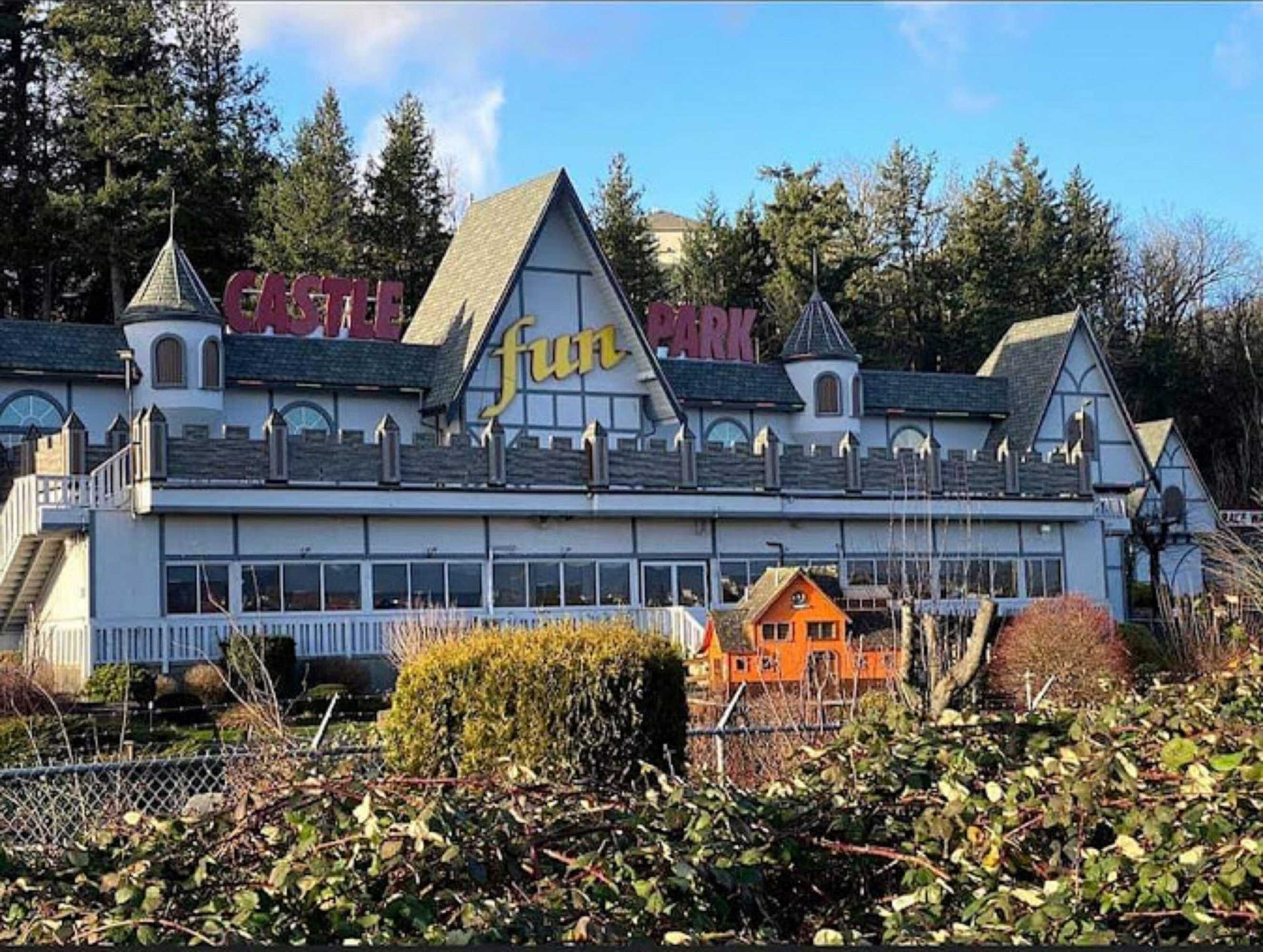 Gift card for The Charming Hideaway-2 Beds-3 People In Hide-Out Private Hidden Bedroom Gift card for The Charming Hideaway-2 Beds-3 People In Hide-Out Private Hidden Bedroom