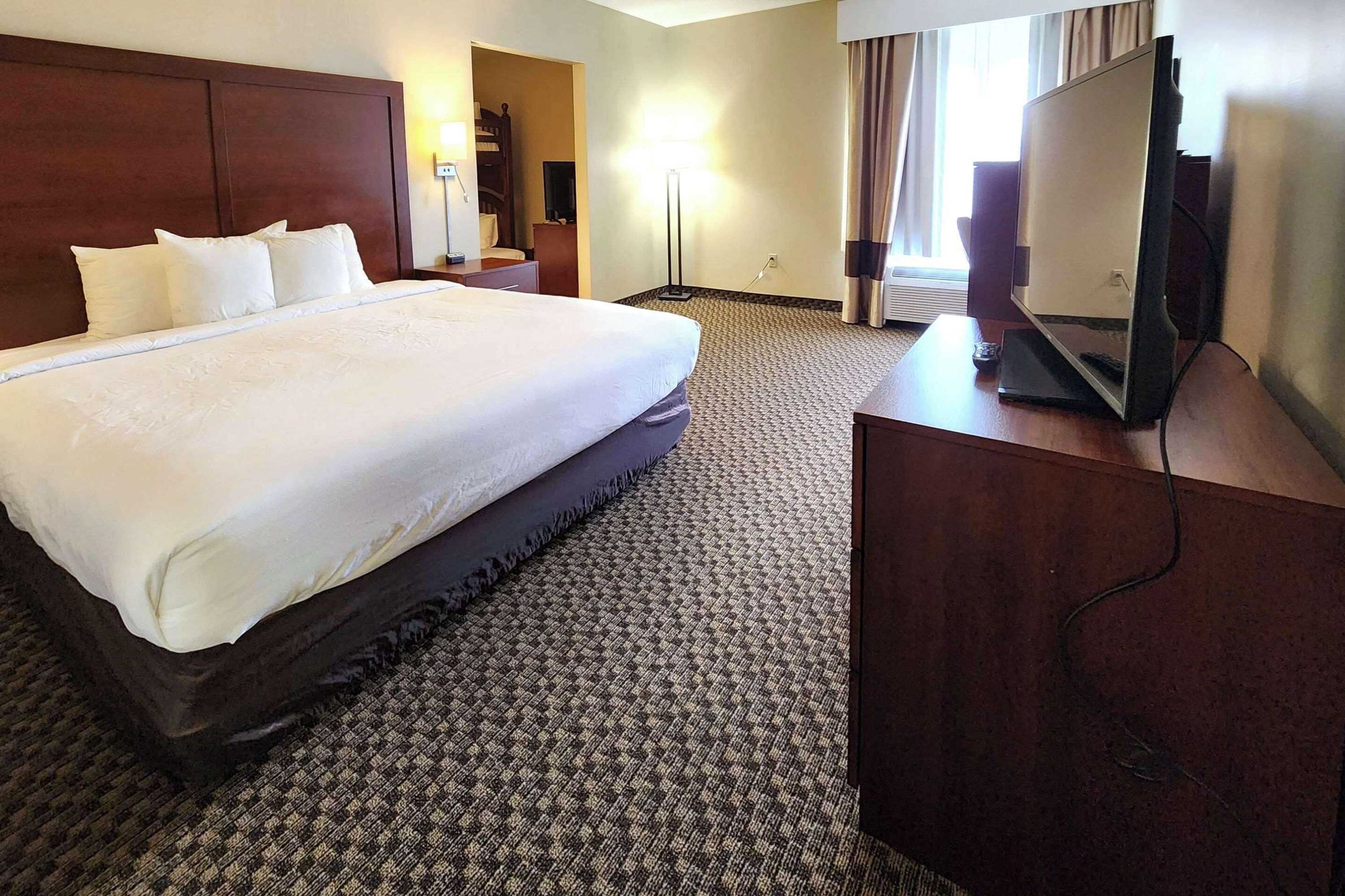 Gift card for Comfort Inn & Suites Mount Pocono Gift card for Comfort Inn & Suites Mount Pocono