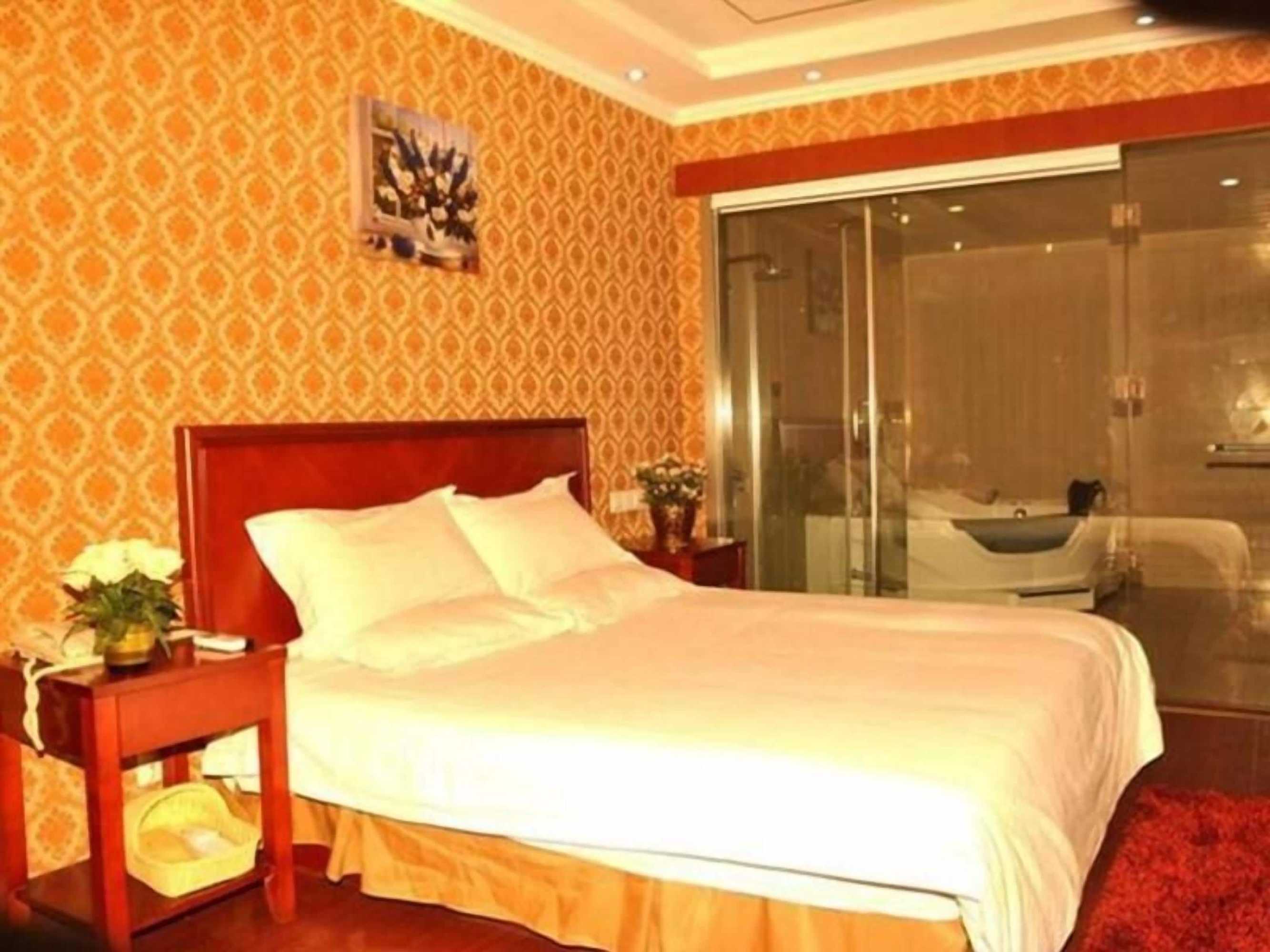Gift card for Greentree Inn Suzhou Wangting Zhanwang Business Hotel Gift card for Greentree Inn Suzhou Wangting Zhanwang Business Hotel