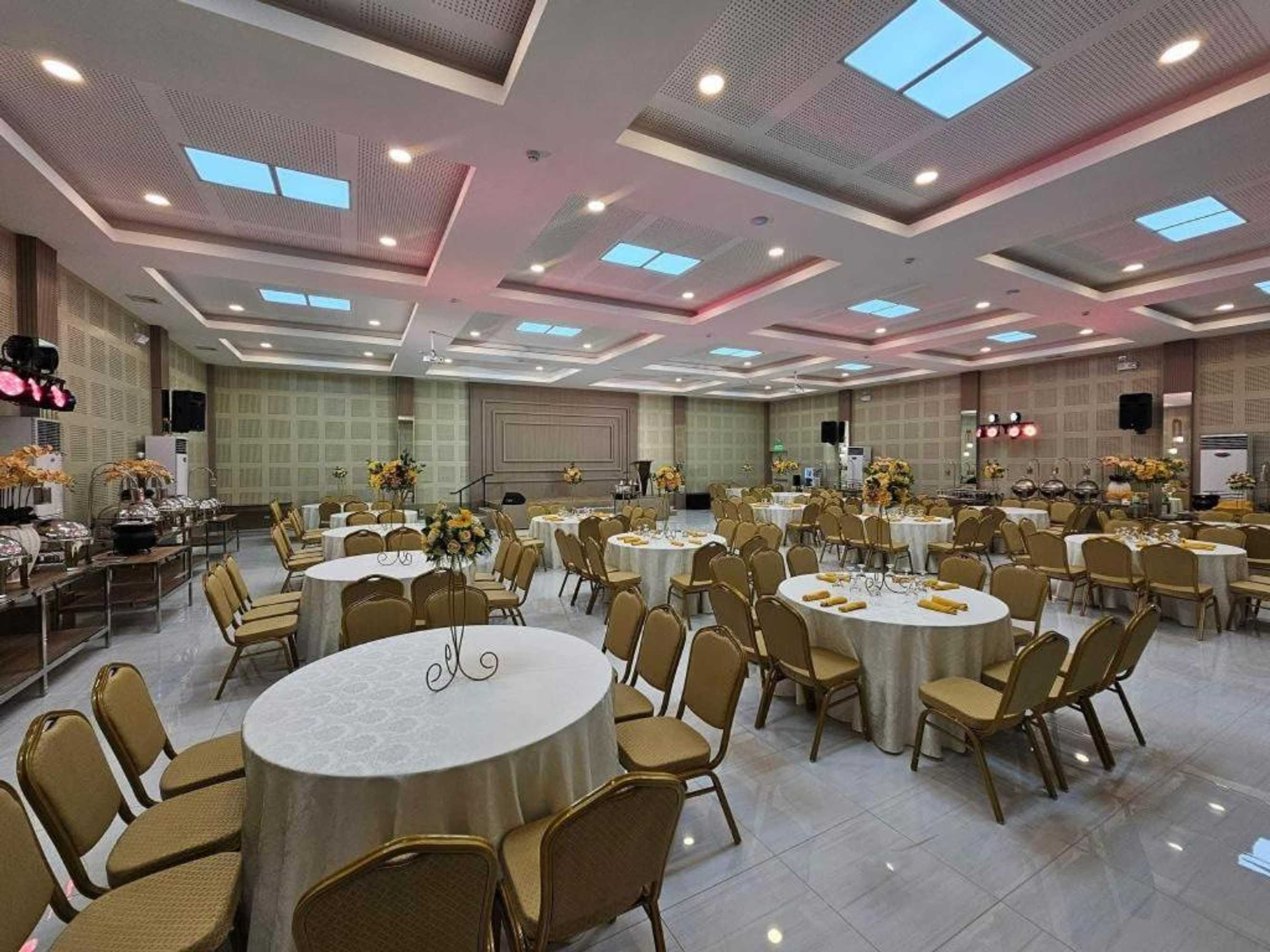 Gift card for District 21 Hotel