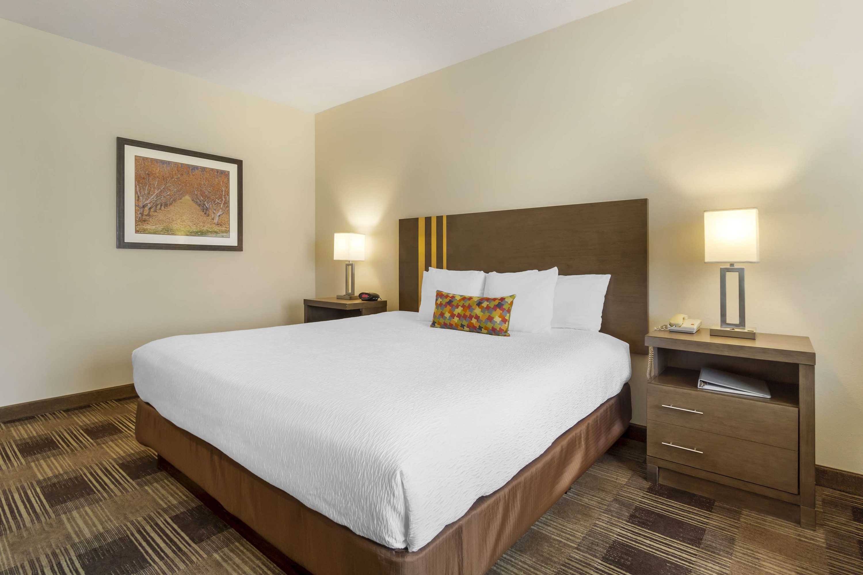 Gift card for Best Western Plus The Inn at Horse Heaven Gift card for Best Western Plus The Inn at Horse Heaven