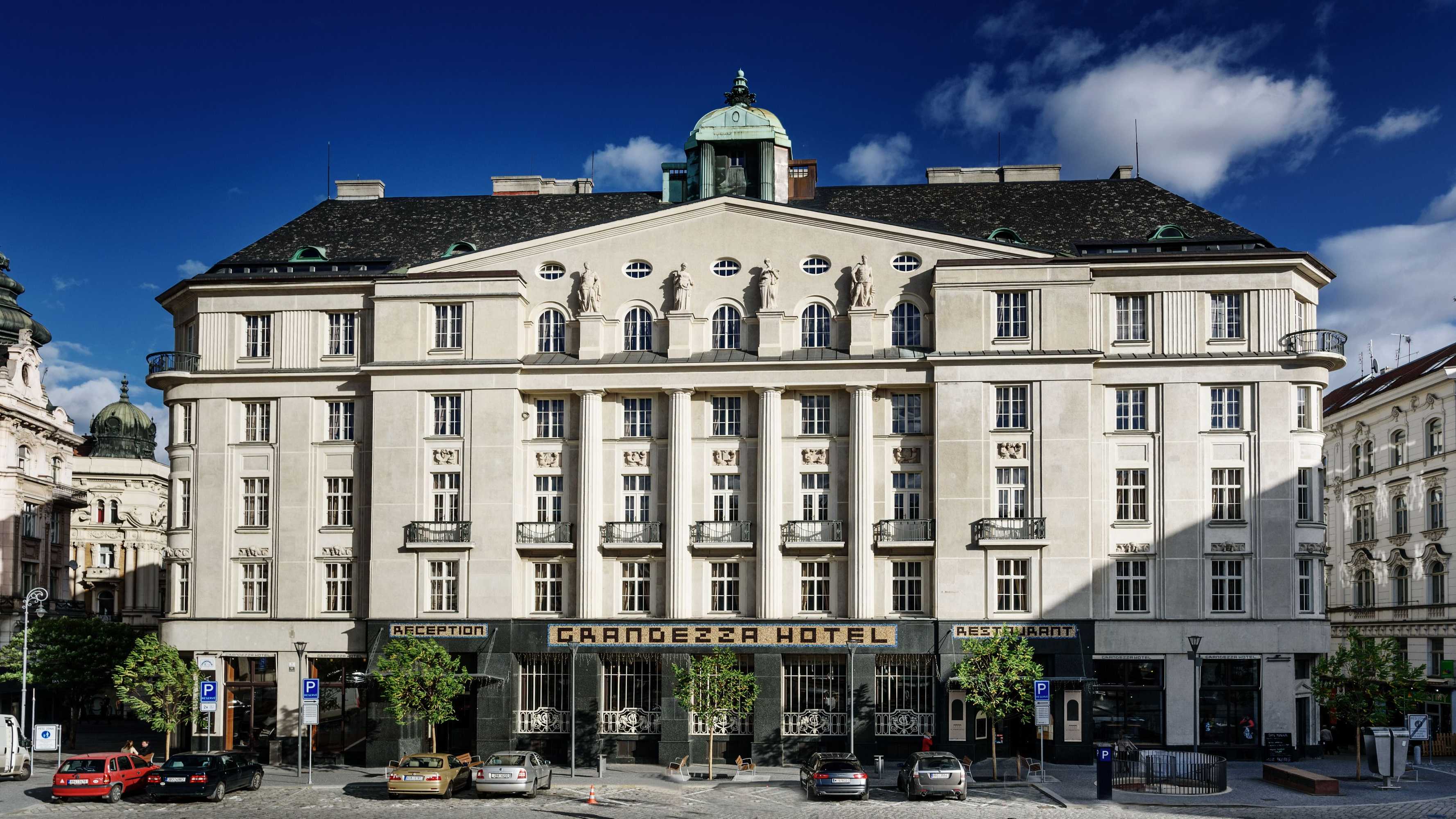 Gift card for Grandezza Hotel Luxury Palace Gift card for Grandezza Hotel Luxury Palace