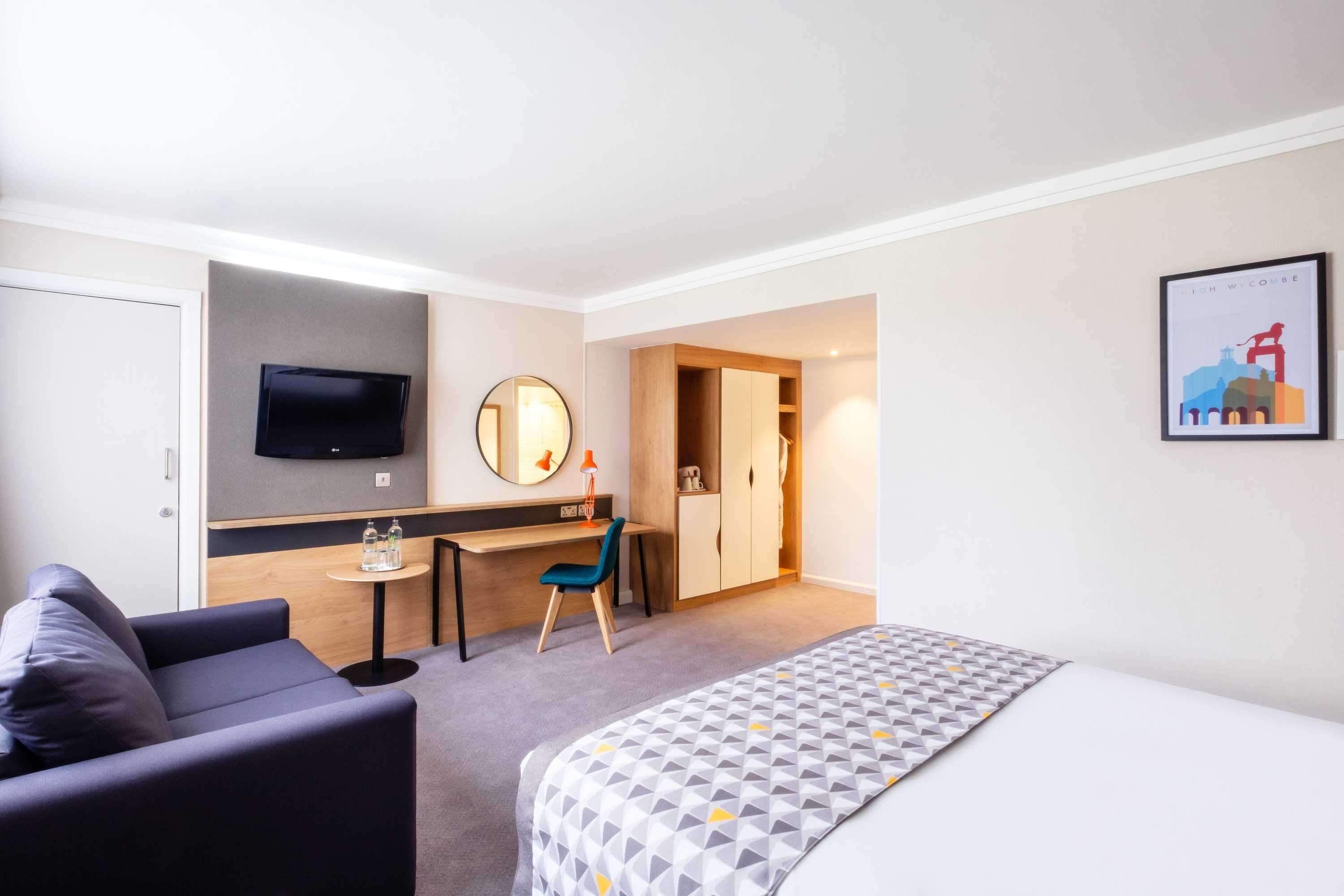 Gift card for Holiday Inn Reading South M4 Jct11 by Ihg Gift card for Holiday Inn Reading South M4 Jct11 by Ihg