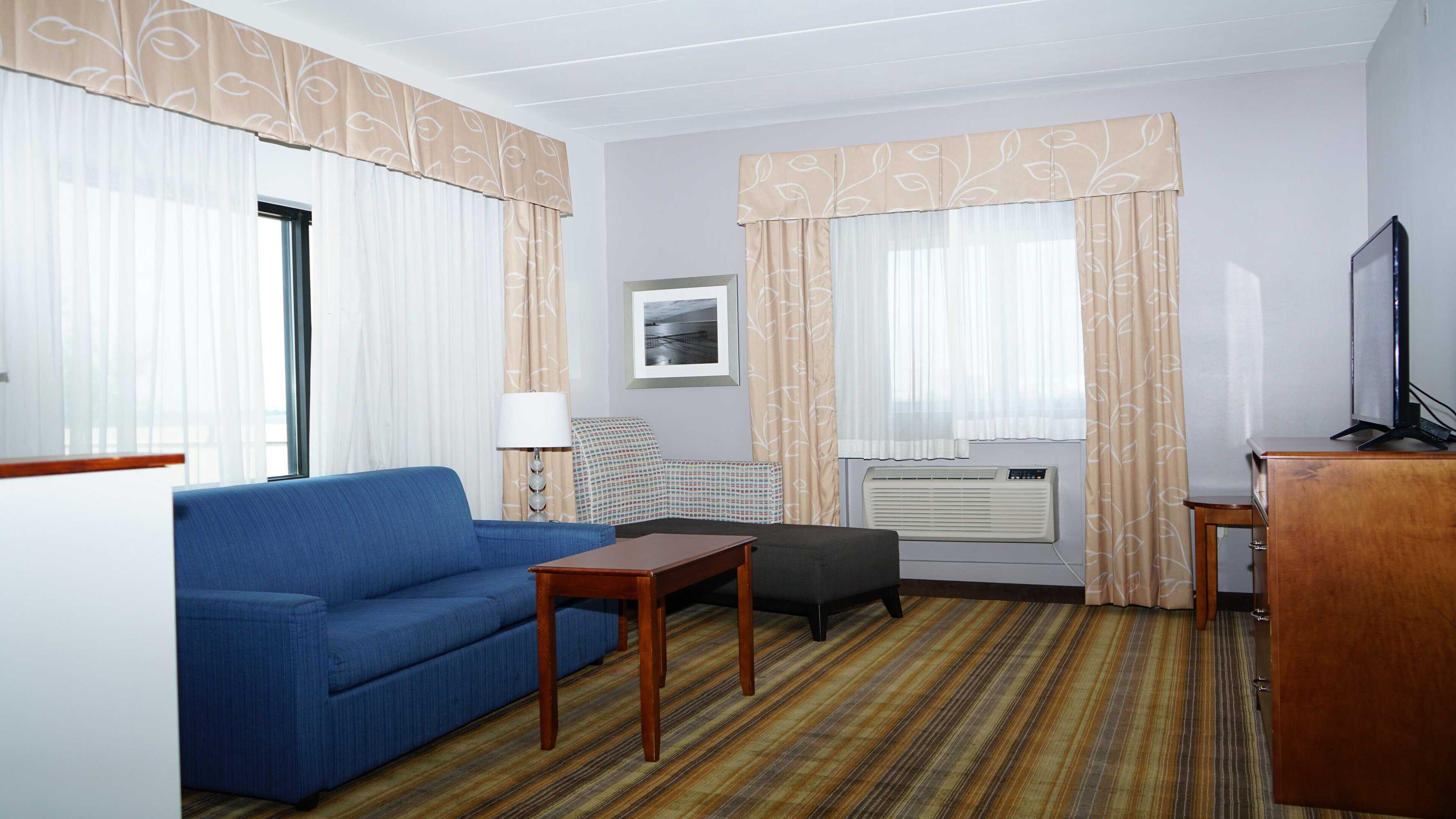 Gift card for Holiday Inn Express Philadelphia Airport by Ihg Gift card for Holiday Inn Express Philadelphia Airport by Ihg