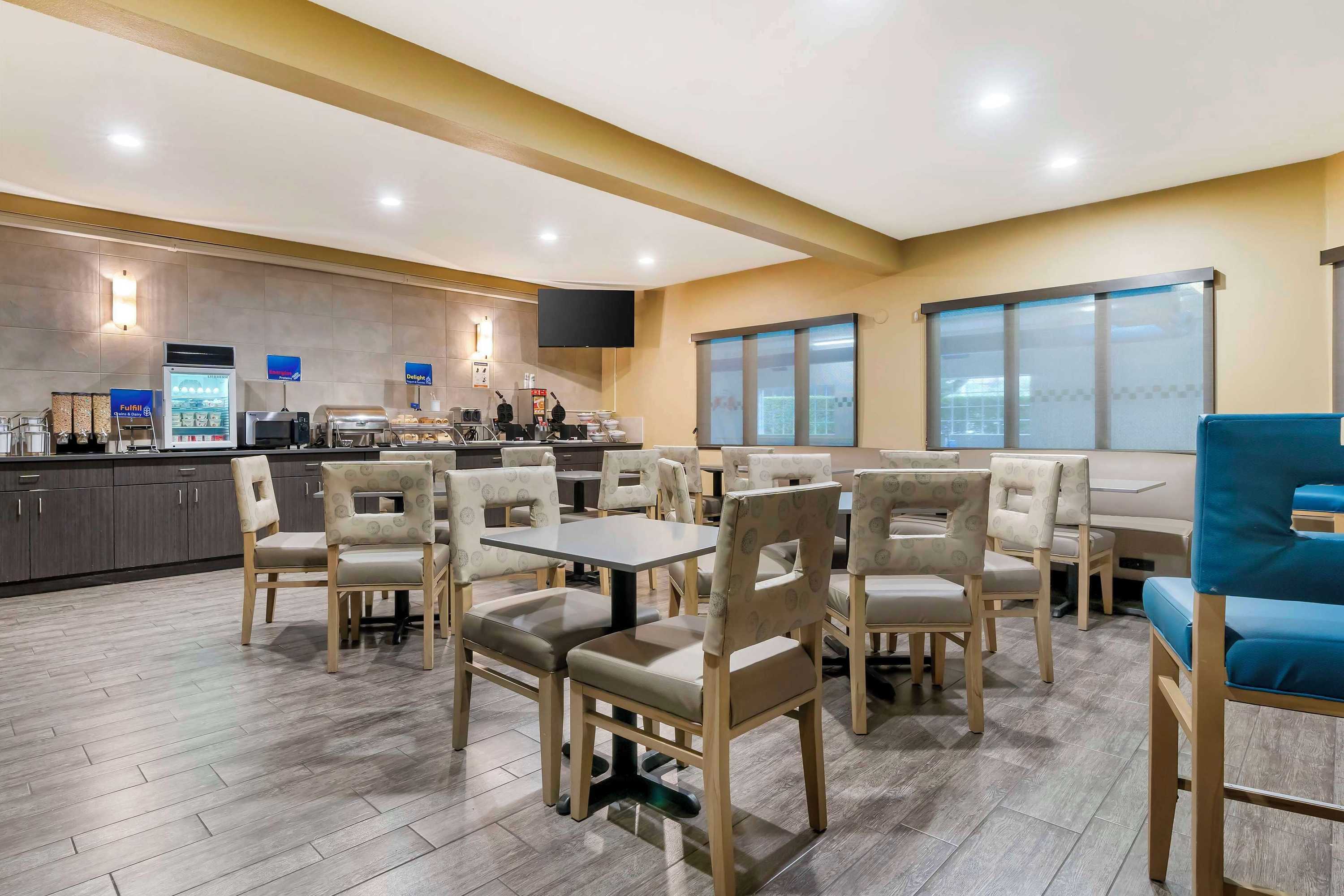 Gift card for Best Western Columbia River Waterfront Hotel Astoria Gift card for Best Western Columbia River Waterfront Hotel Astoria
