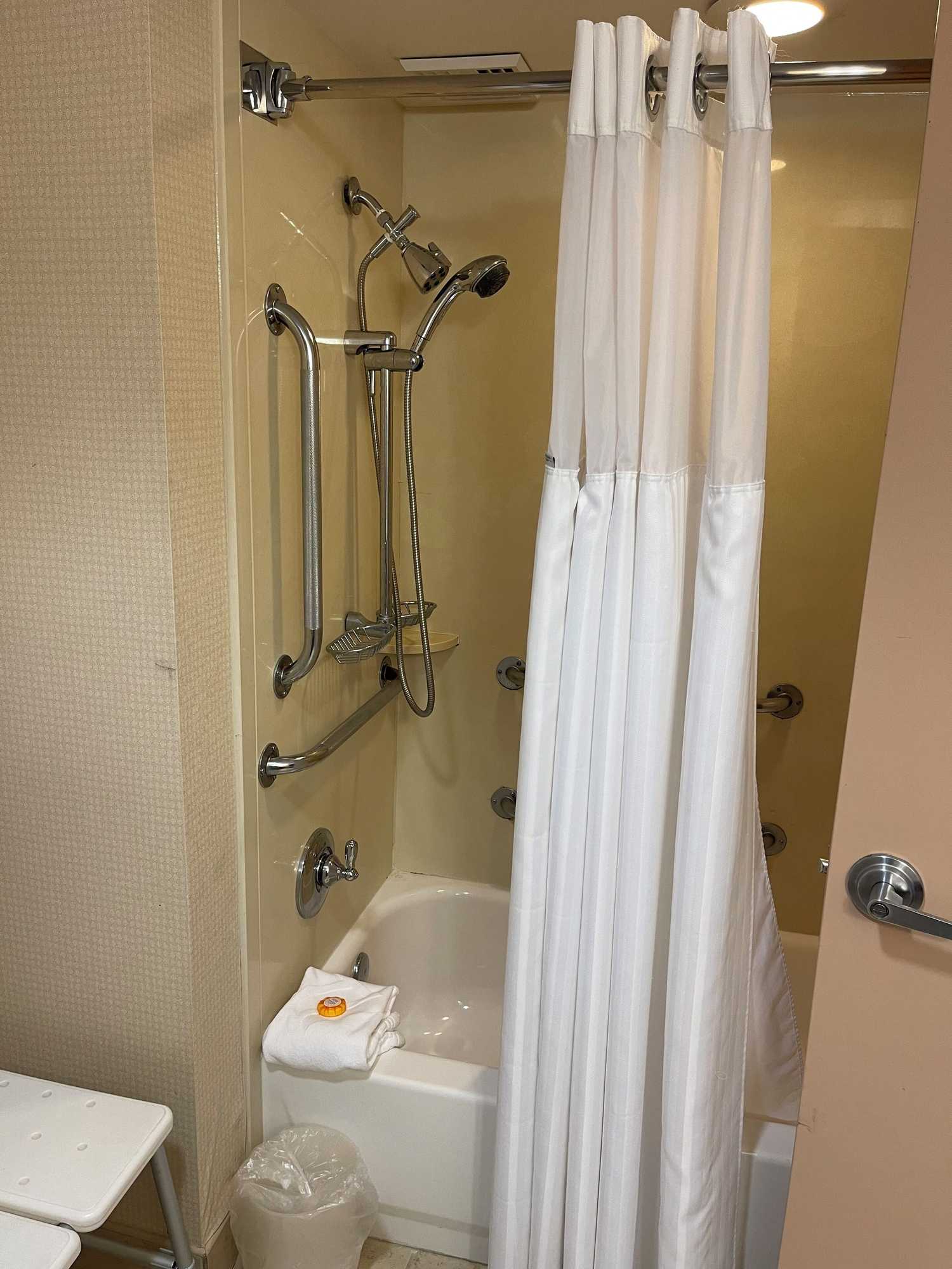 Gift card for Quality Hotel Philadelphia Airport