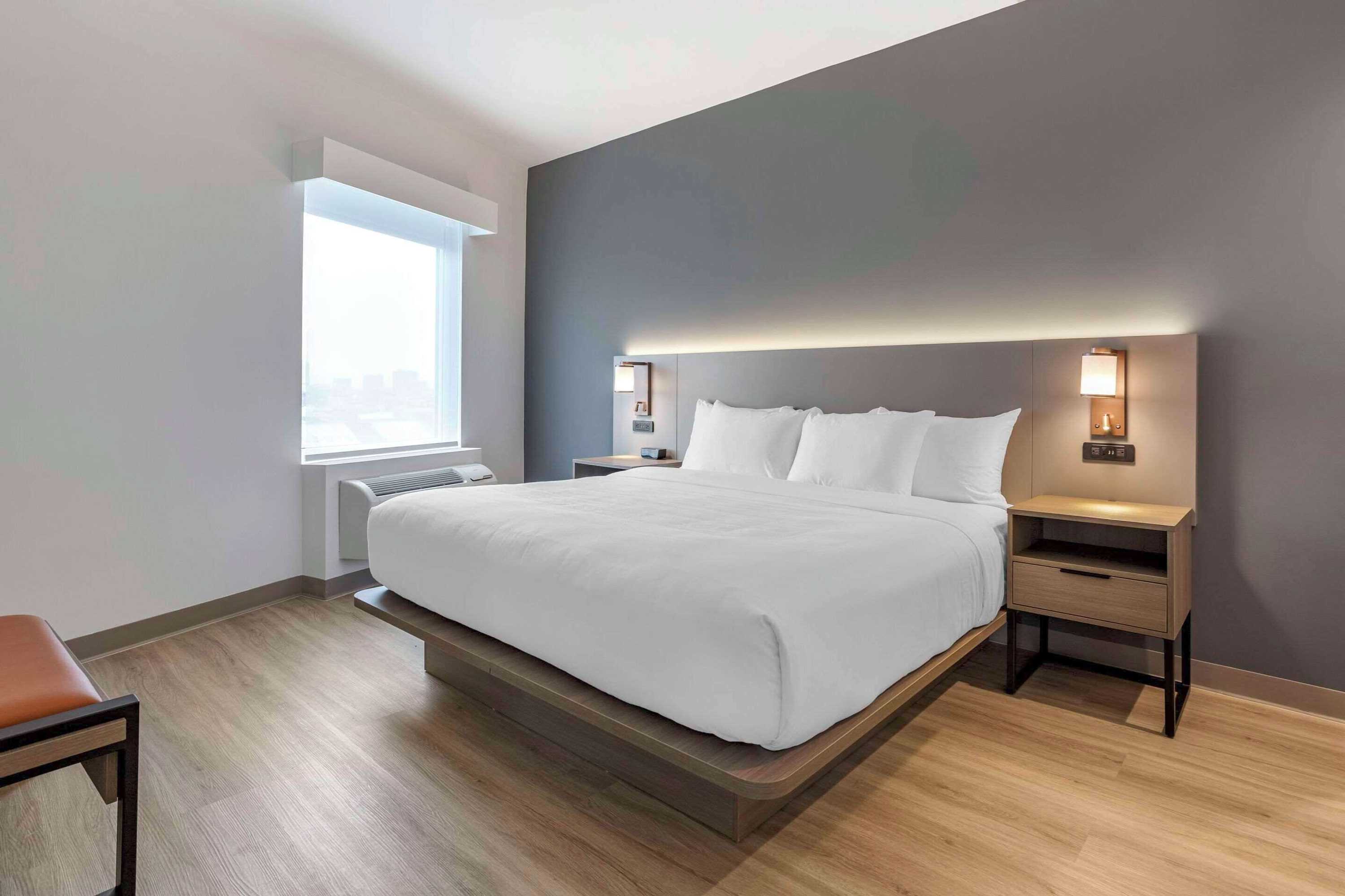 Gift card for Comfort Inn & Suites Newark Liberty International Airport Gift card for Comfort Inn & Suites Newark Liberty International Airport
