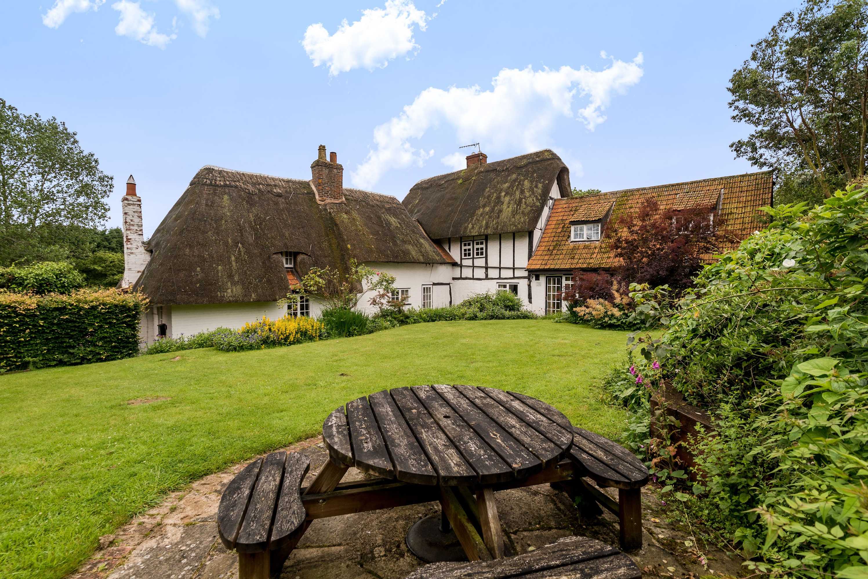 Gift card for Yew Tree Cottage- Sleeps 12, Garden & Pet-Friendly