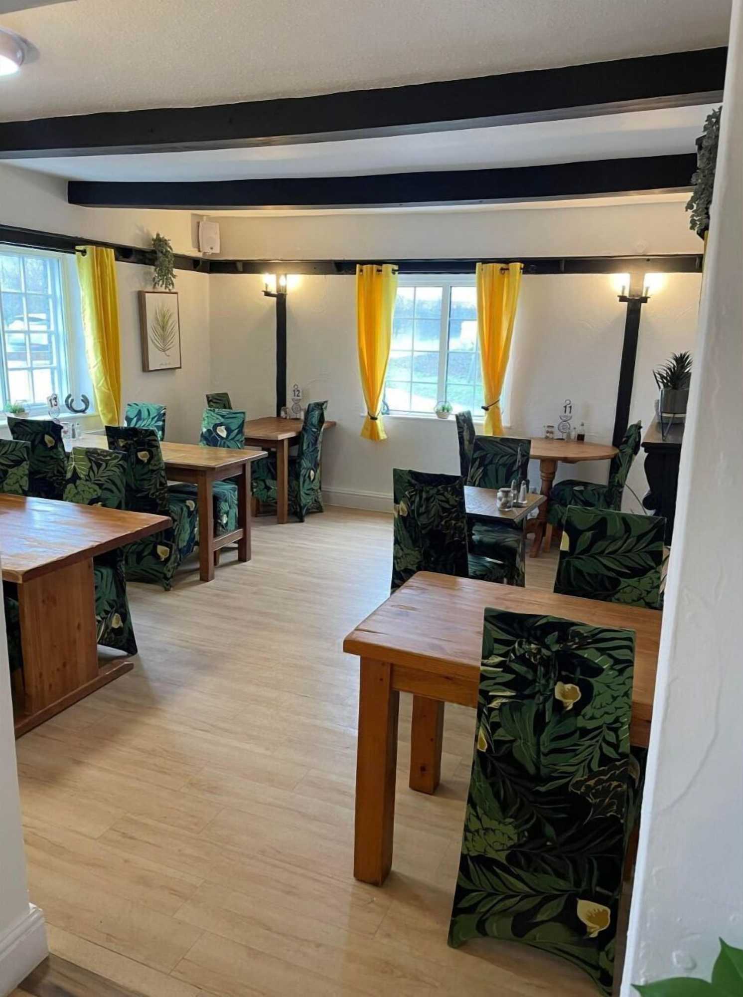 Gift card for Oyo The Billingford Horseshoes Gift card for Oyo The Billingford Horseshoes