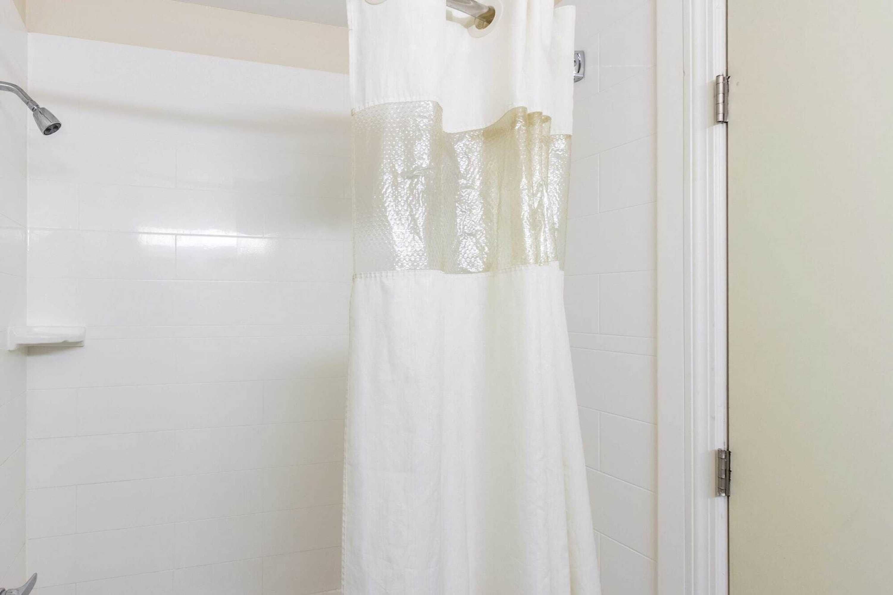 Gift card for Motel 6 New Brunswick