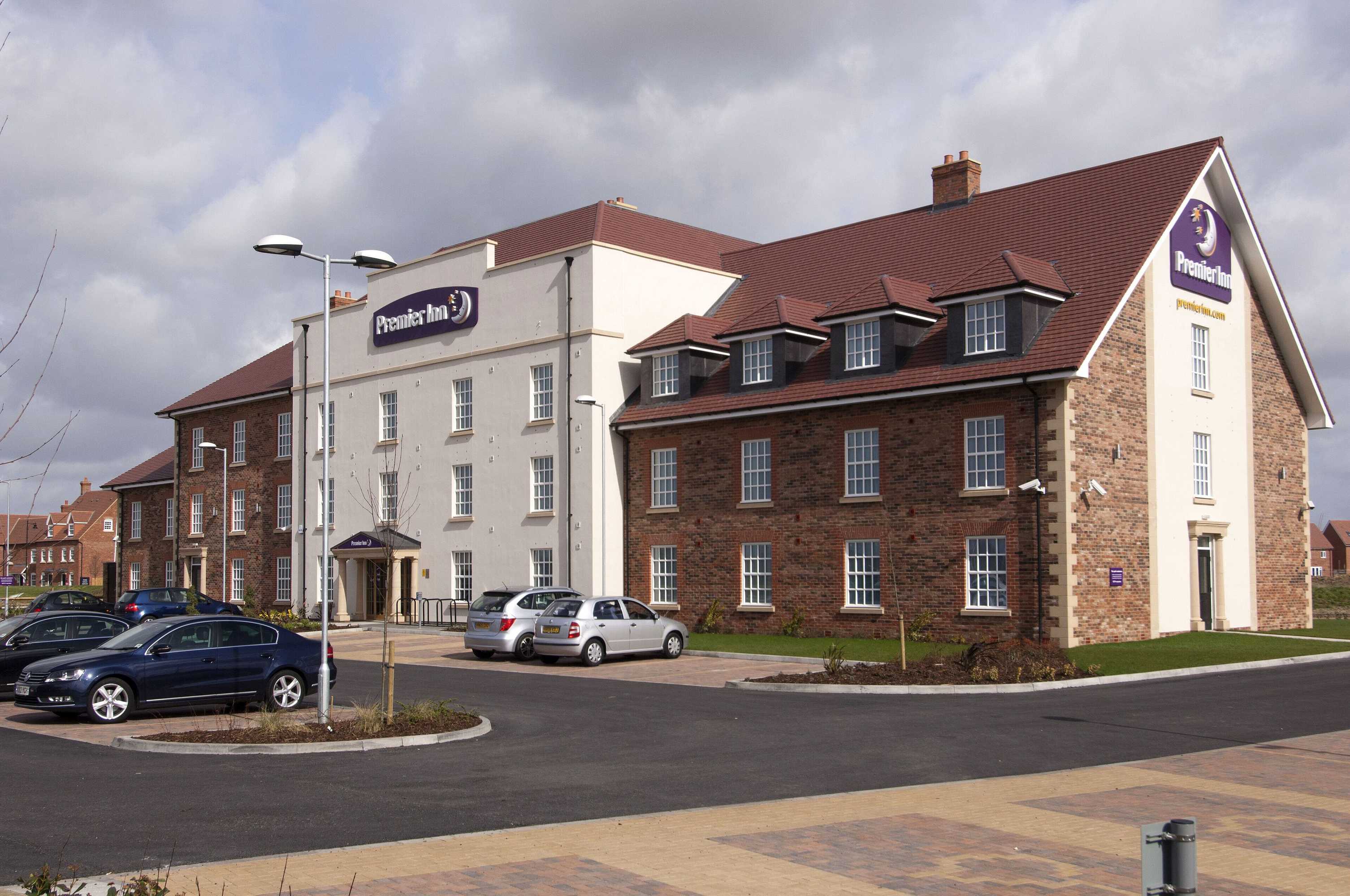 Gift card for Premier Inn Bedford South (a421)