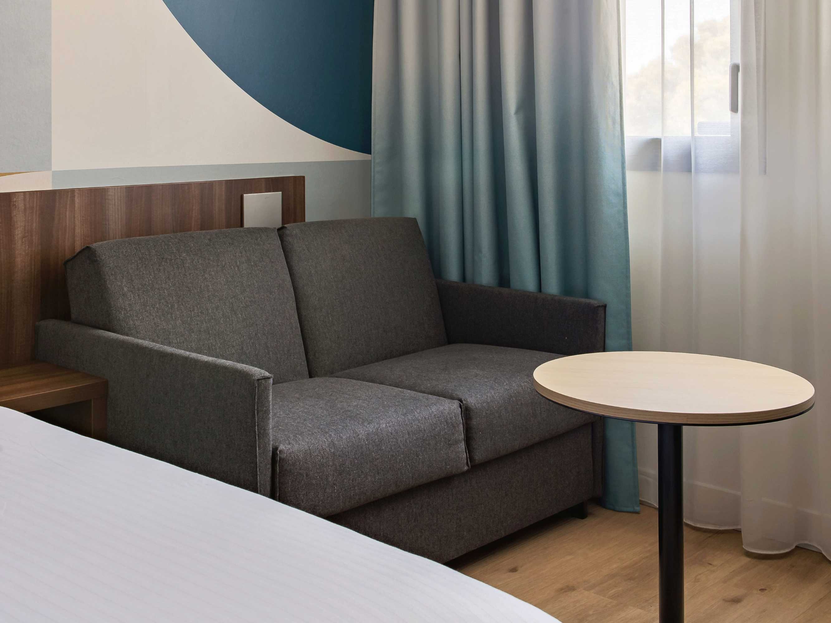 Gift card for Holiday Inn Marseille Airport by Ihg Gift card for Holiday Inn Marseille Airport by Ihg