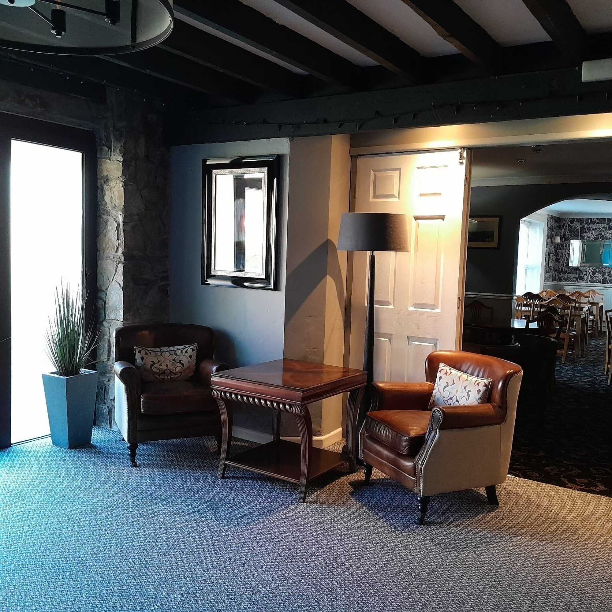 Gift card for Oyo Lamphey Hall Hotel Gift card for Oyo Lamphey Hall Hotel