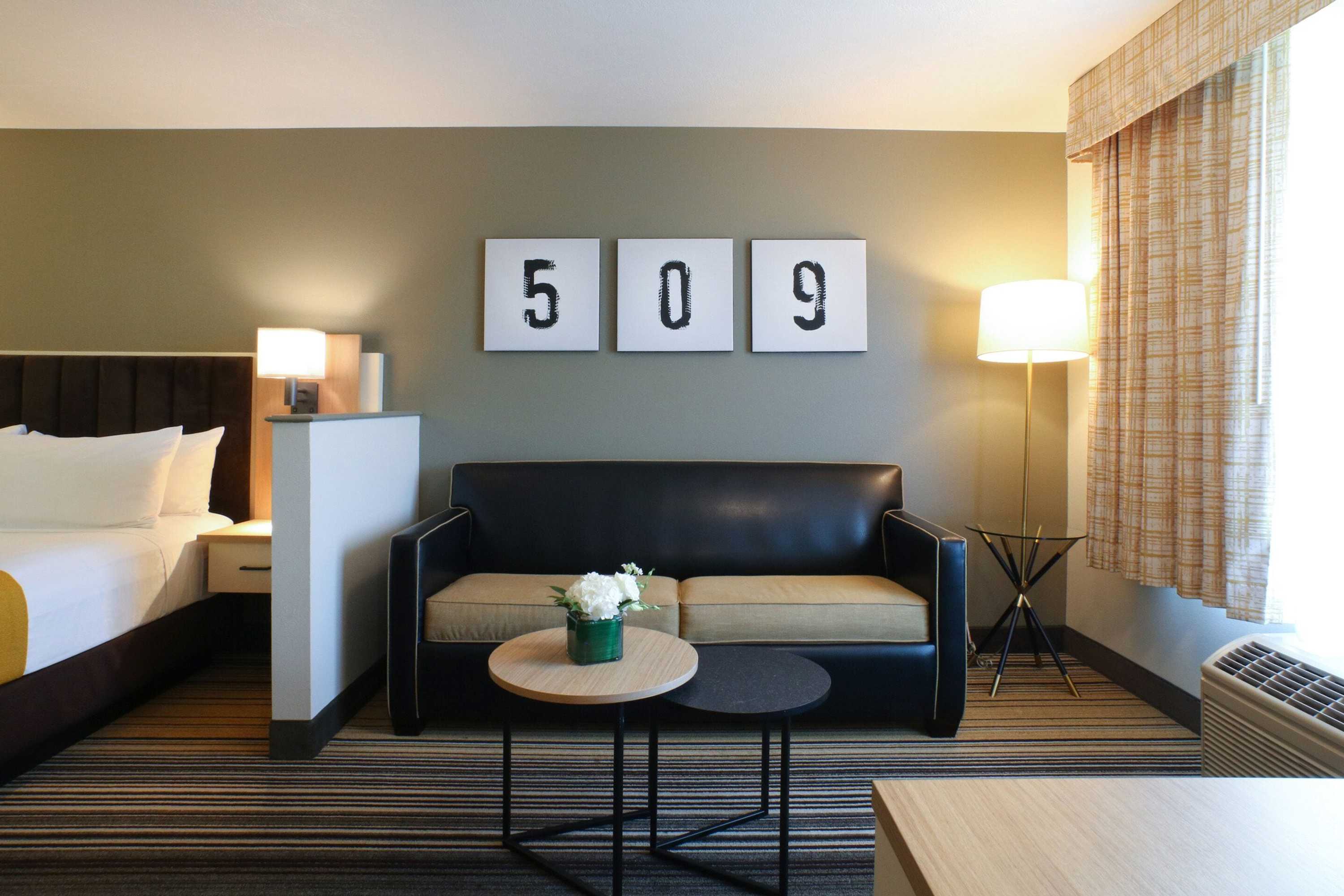 Gift card for Oxford Suites Spokane Valley Gift card for Oxford Suites Spokane Valley