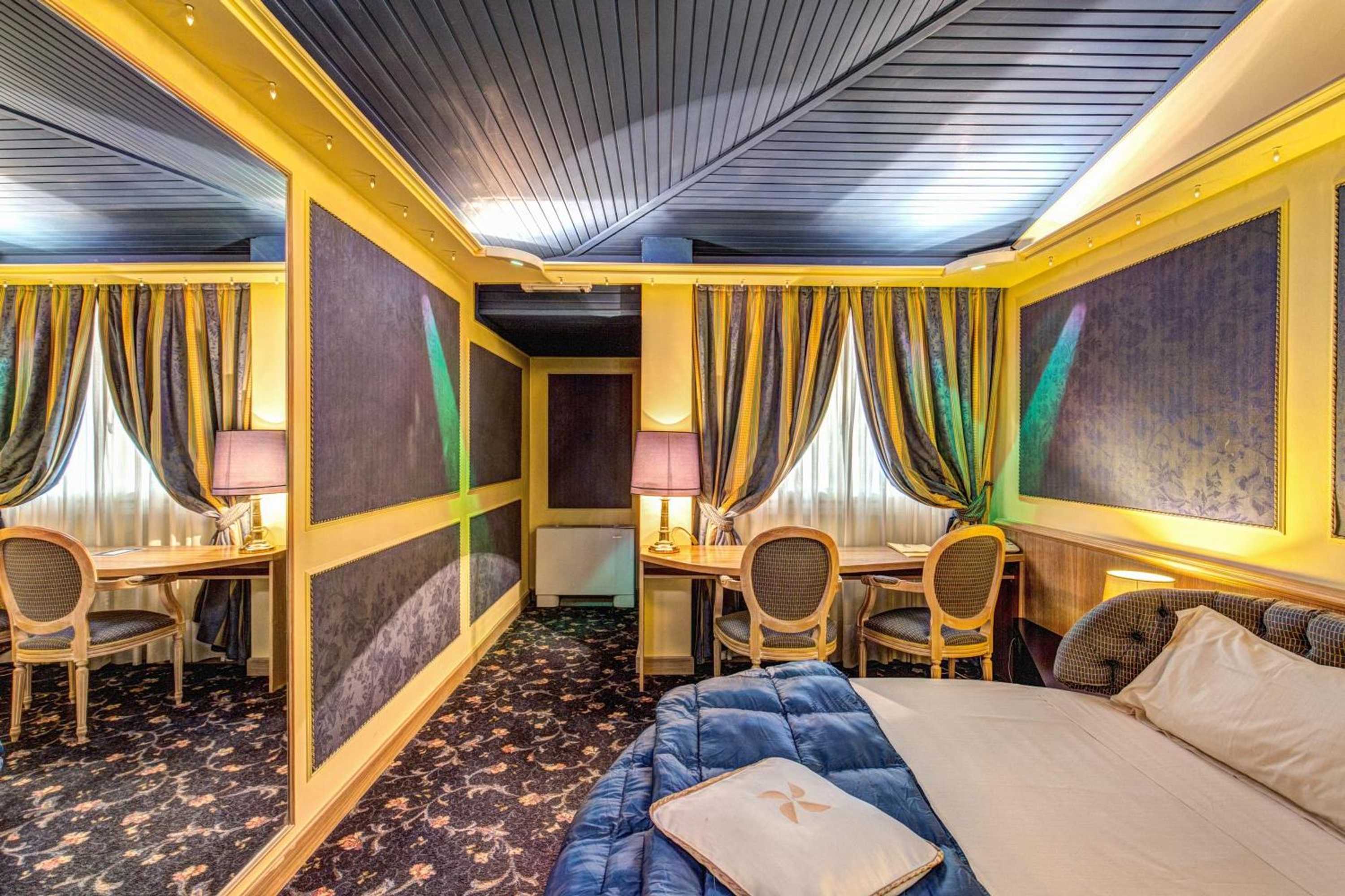 Gift card for Hotel Motel Regal