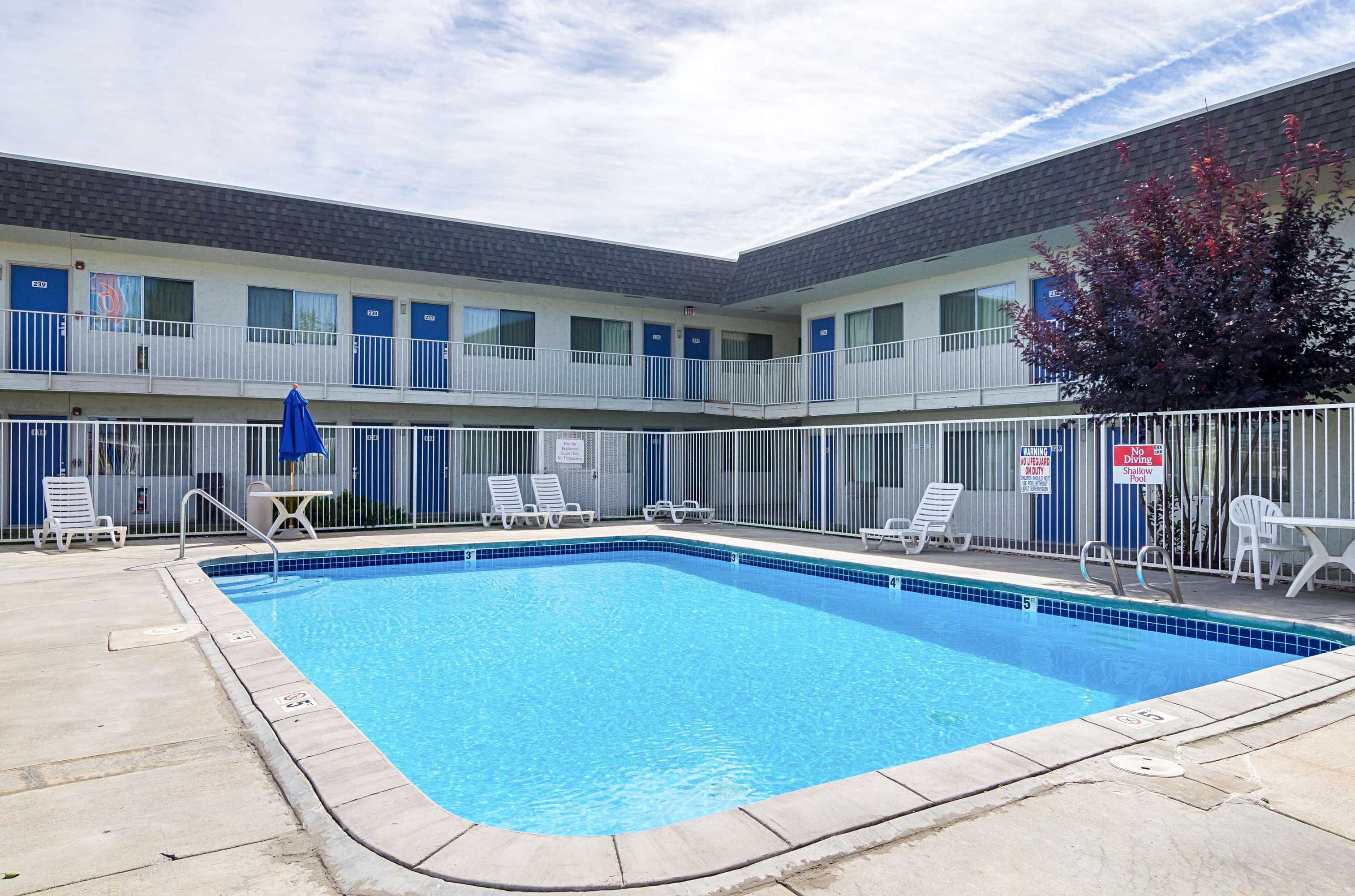 Gift card for Motel 6 Laramie, WY Gift card for Motel 6 Laramie, WY