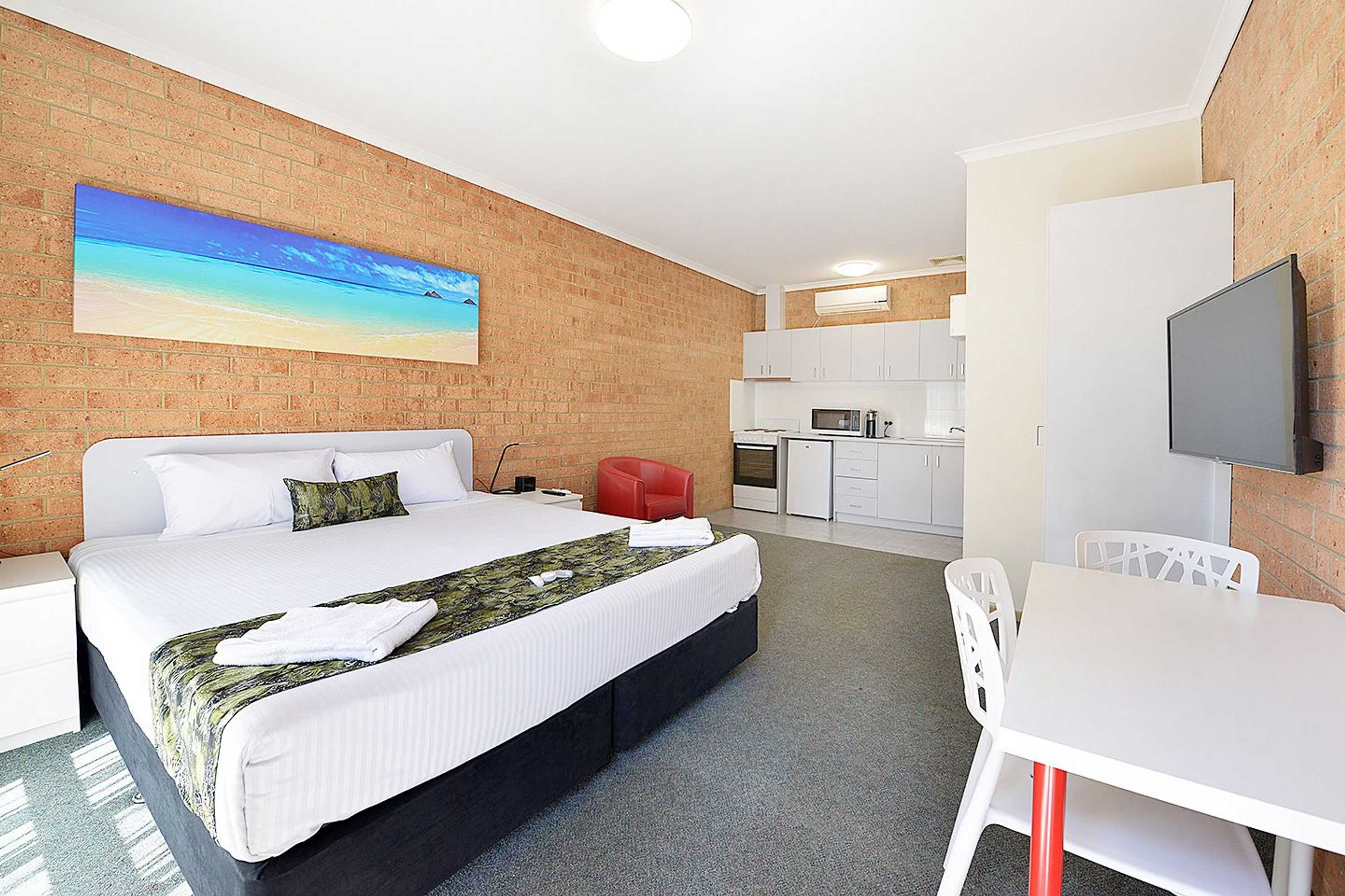 Gift card for Cranbourne Motor Inn Gift card for Cranbourne Motor Inn