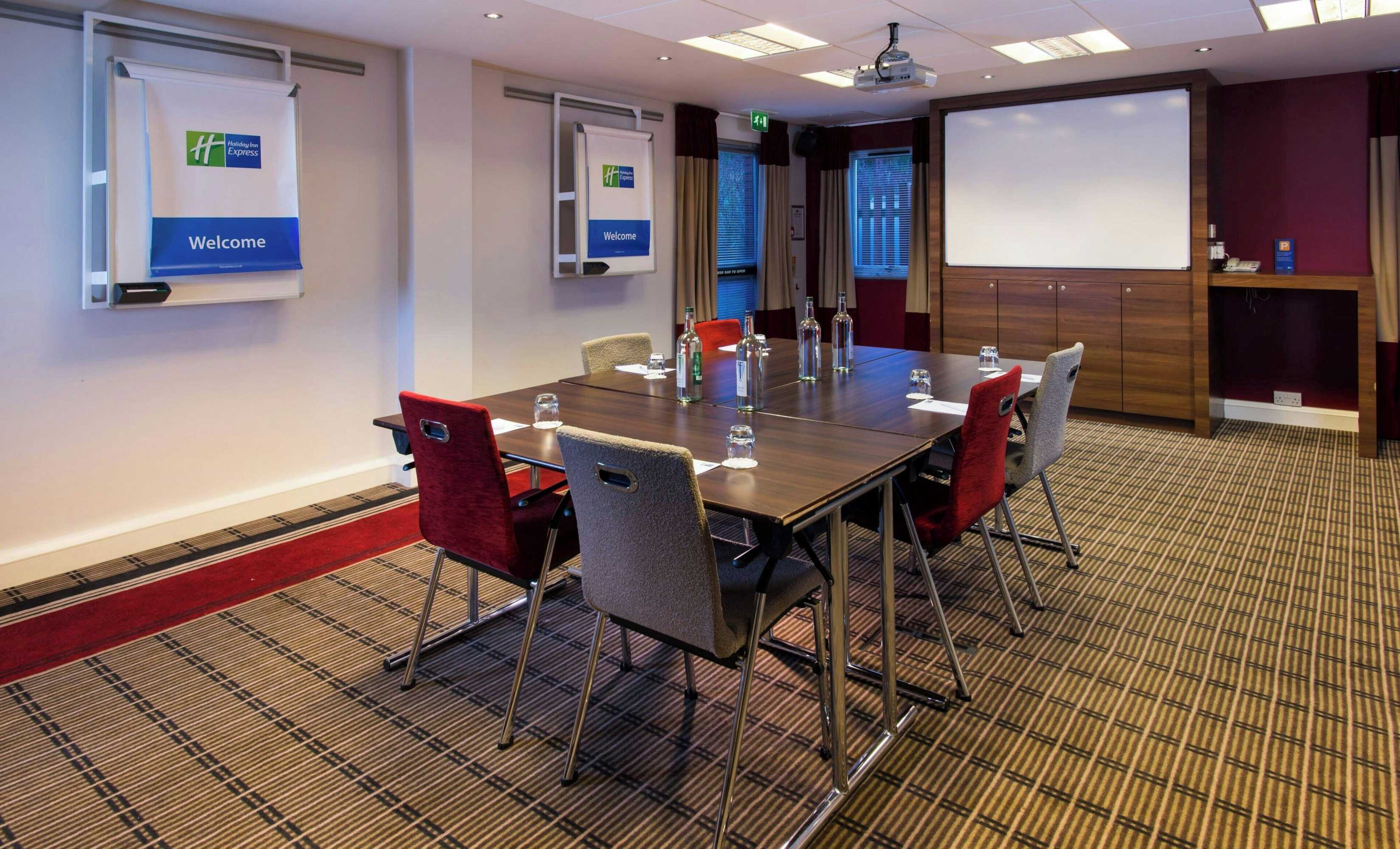 Gift card for Holiday Inn Express Stoke On Trent by Ihg Gift card for Holiday Inn Express Stoke On Trent by Ihg