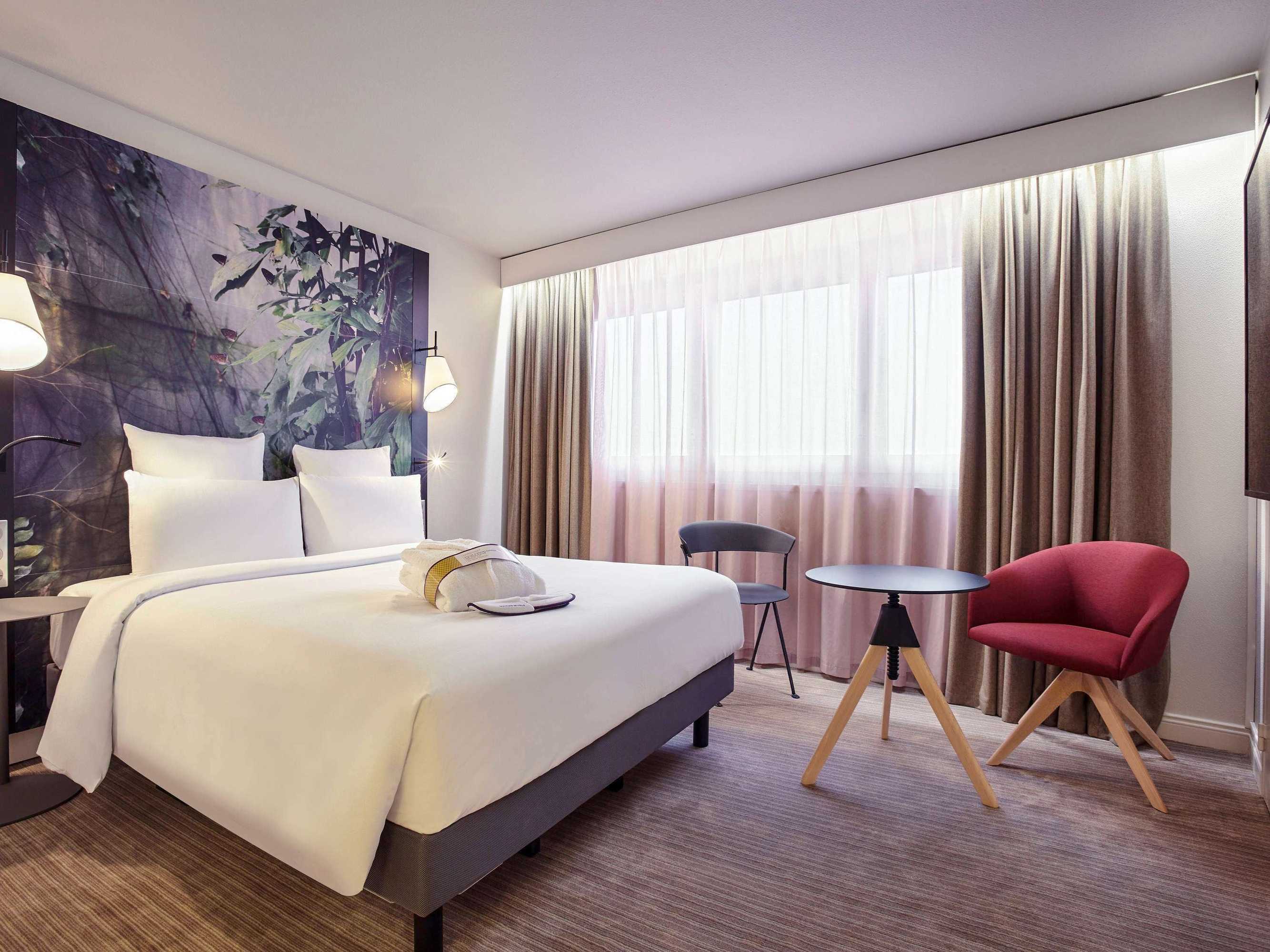 Gift card for Hotel Mercure Paris La Défense Gift card for Hotel Mercure Paris La Défense