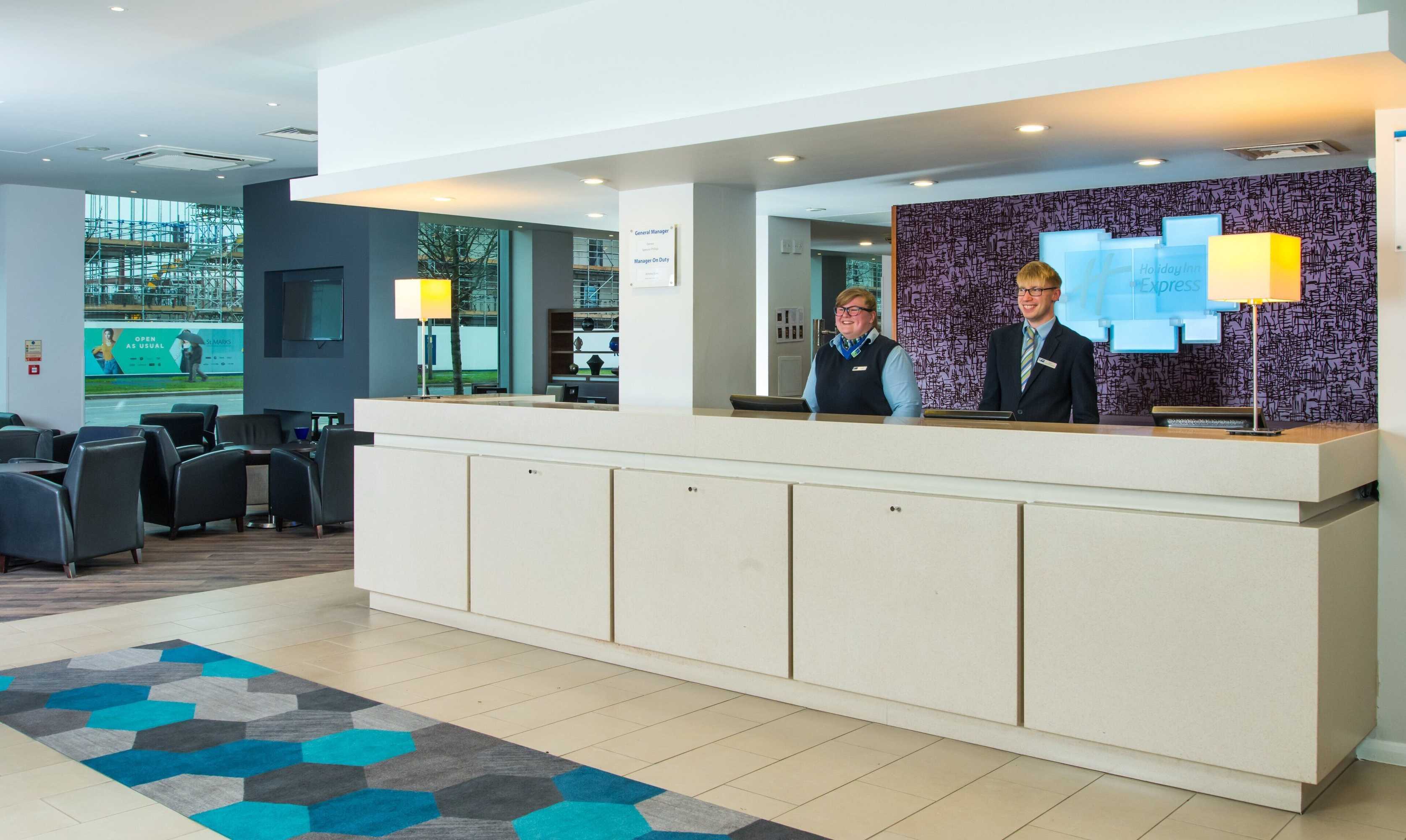 Gift card for Holiday Inn Express Lincoln City Centre by Ihg Gift card for Holiday Inn Express Lincoln City Centre by Ihg