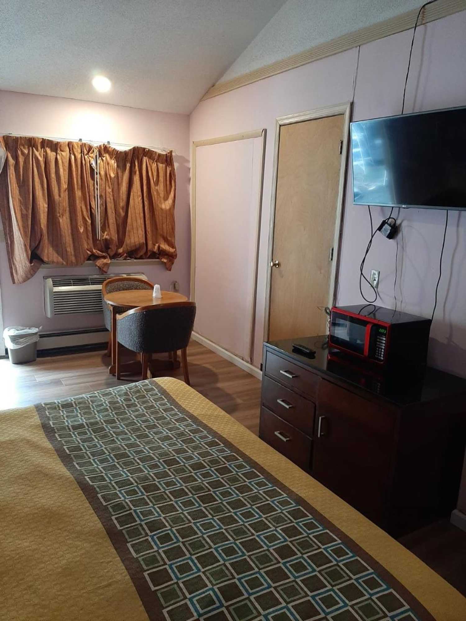 Gift card for Travelers Lodge