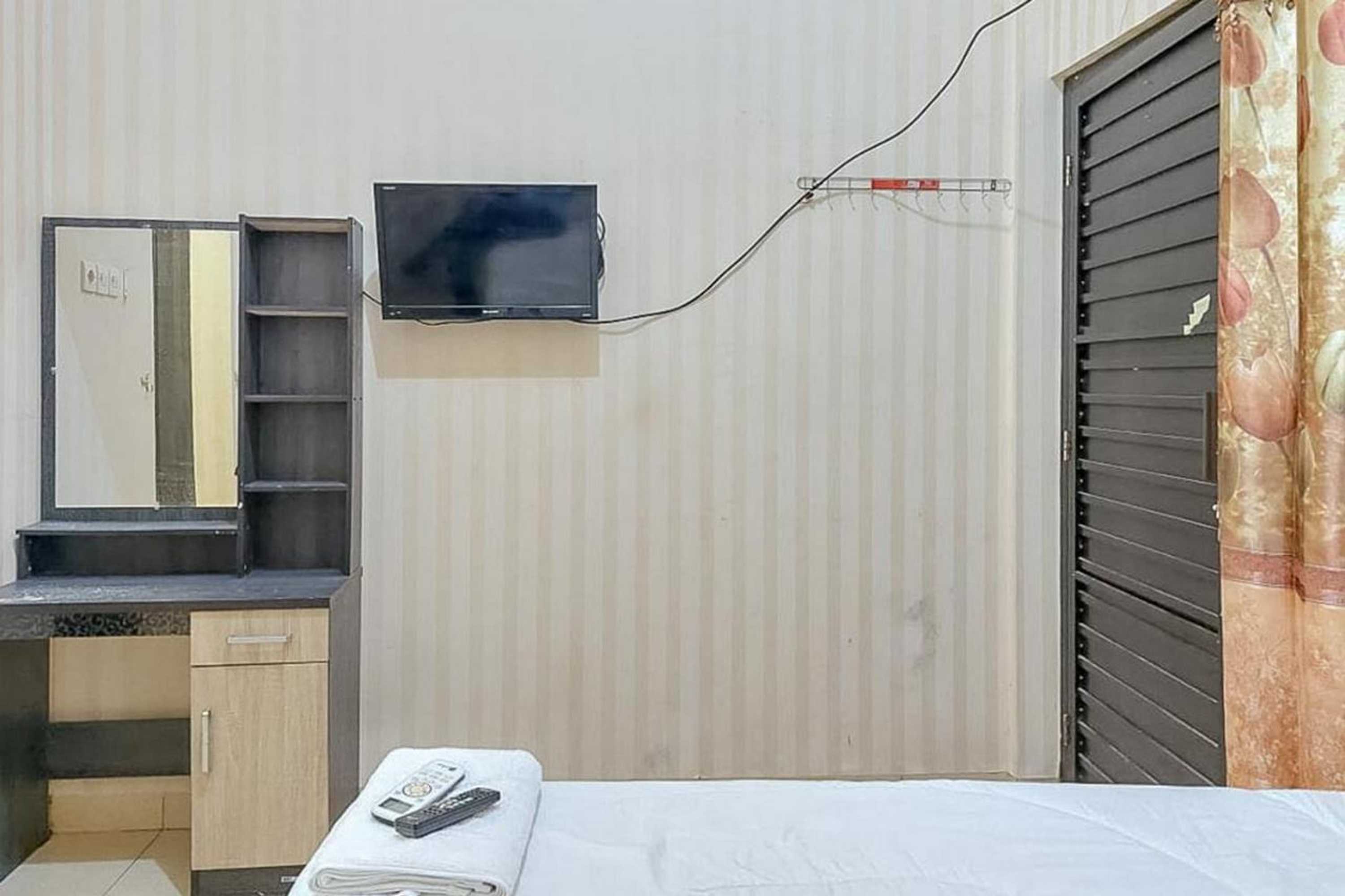 Gift card for Icha Homestay Near Terminal Purabaya Madiun