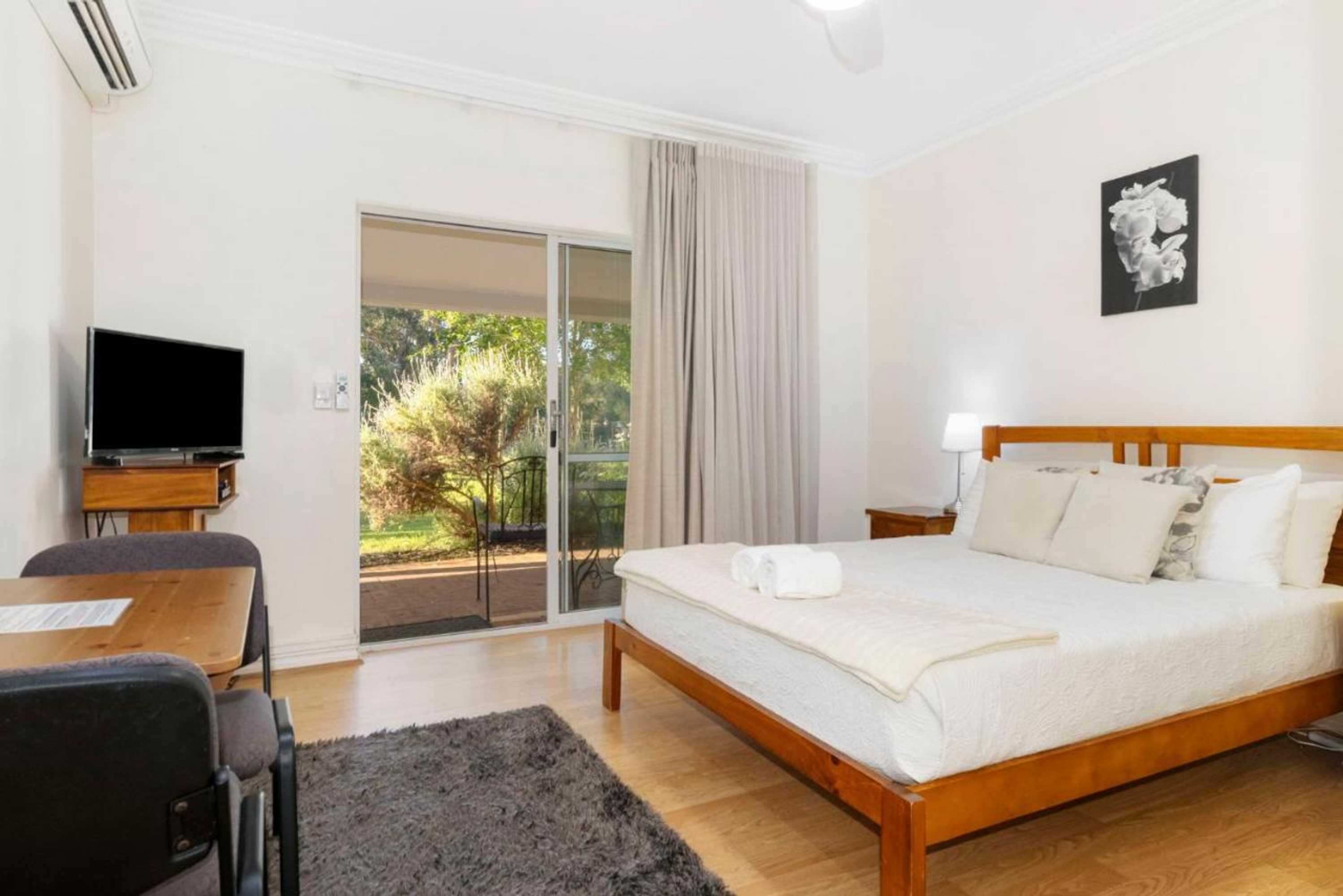 Gift card for Inn The Tuarts Guest Lodge Busselton