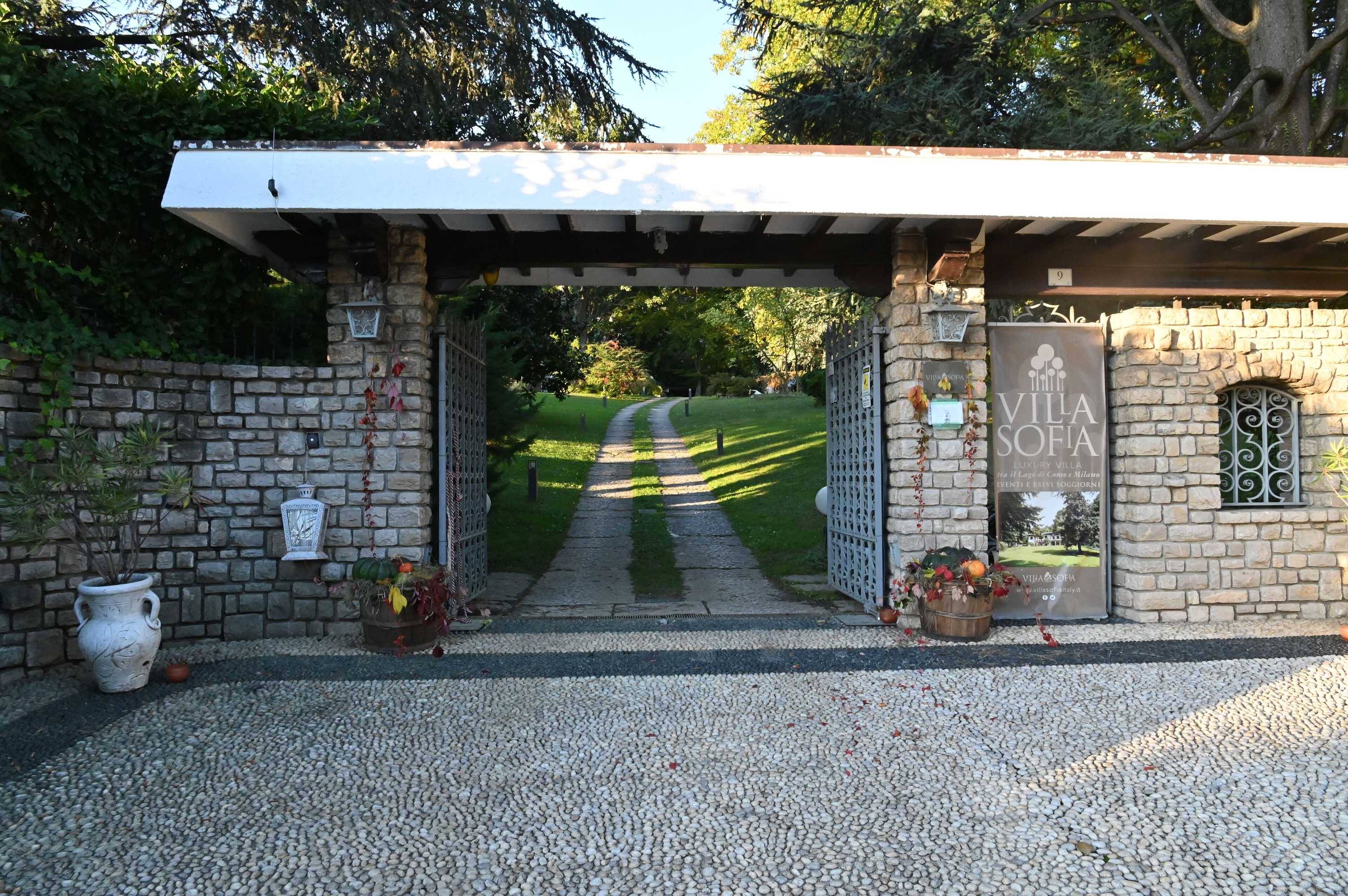 Gift card for Wonderful Villa Between Como And Milano Gift card for Wonderful Villa Between Como And Milano